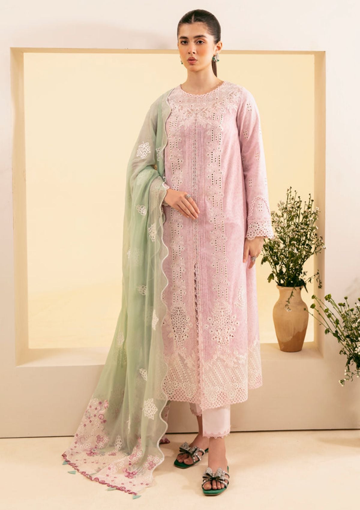 Qalamkar Qlinekari Luxury Lawn'24 SQ-02 ASEMA - Mohsin Saeed Fabrics