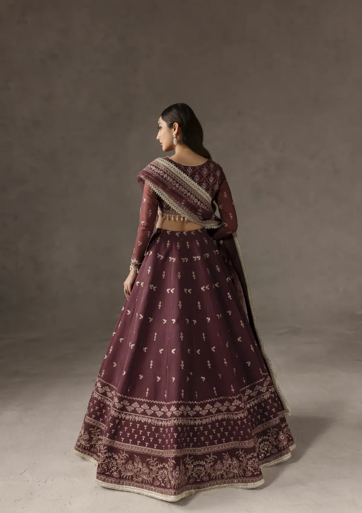 mohsin-saeed-fabrics-designer-daily-wear-formal-and-wedding-suits-within-budget-This-product-is-from-imran-ramzan-elysee25-iris-di-viola-is-available-on-Mohsin-saeed-fabrics-website.