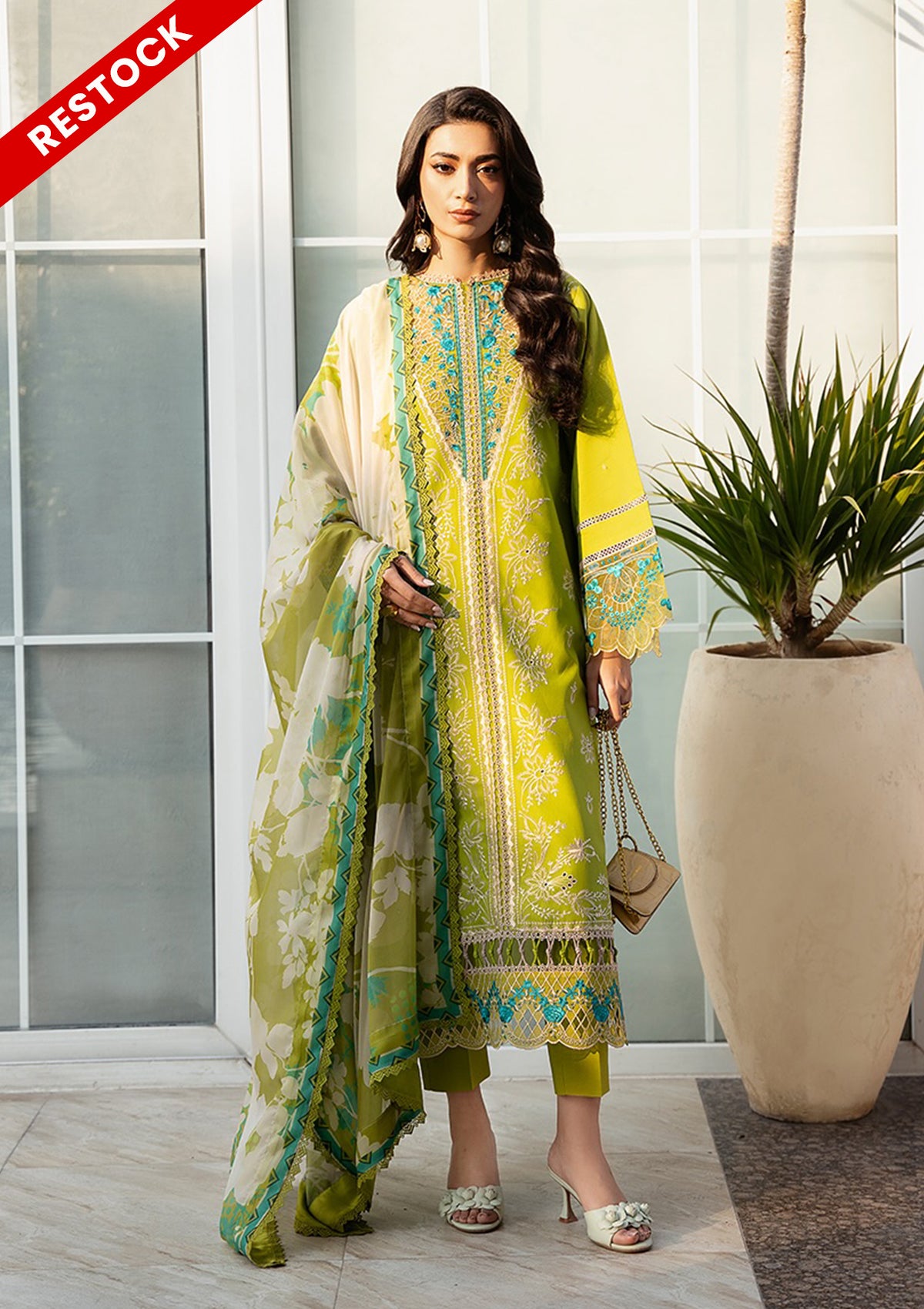 mohsin-saeed-fabrics-is-selling-online-and-in stores-Luxury-daily-wear-wedding-wear-formal-wear-in-budgeted-price-This-product-is-from-bin-ilyas-kayra-summer-edit25-d-312b-is-available-on-Mohsin-saeed-fabrics-website.