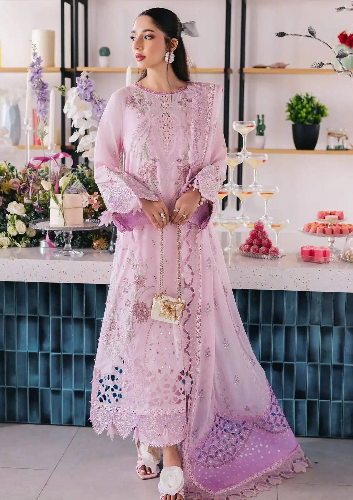 FANCY PINK 0.150ct RD/RT2764/CGL（Nureh Eid Escape Luxury Lawn