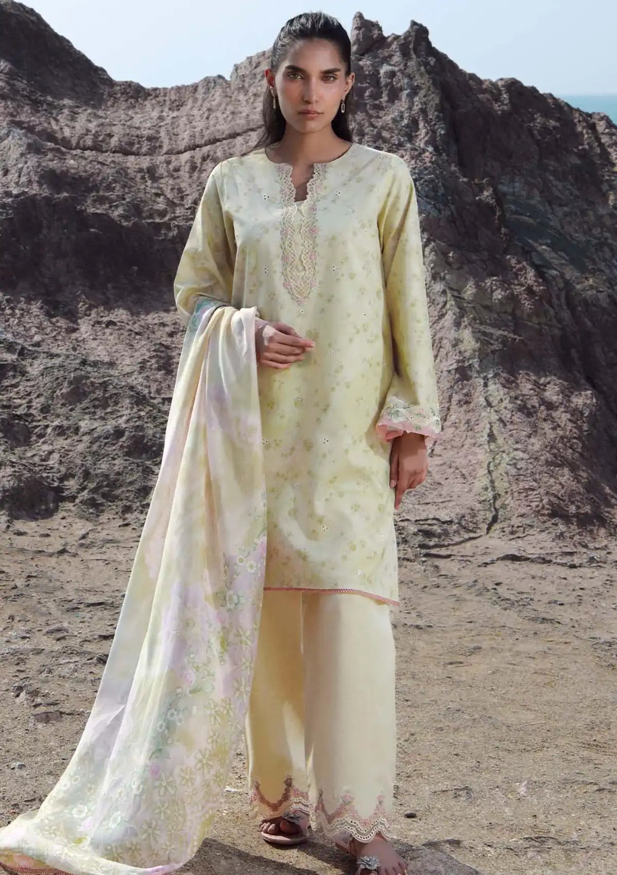 Seran | Afsanah Lawn 25 | MERAL