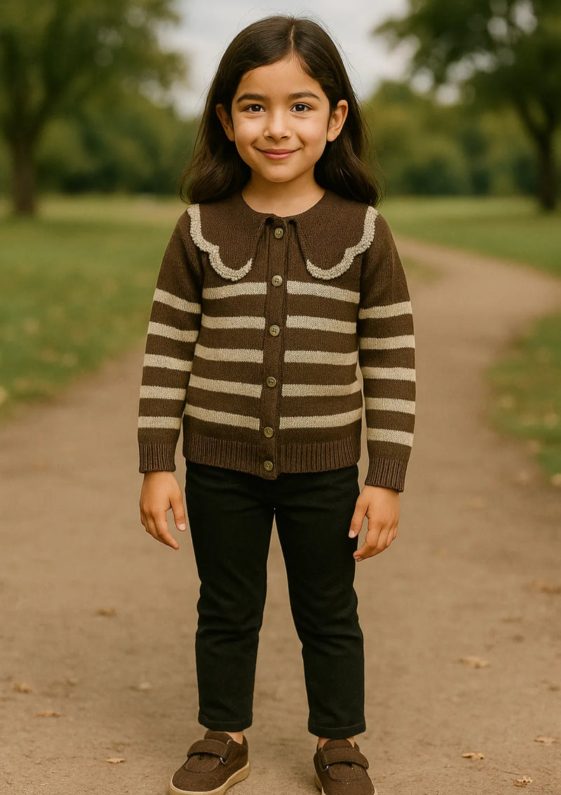 mohsin-saeed-fabrics-designer-daily-wear-formal-and-wedding-suits-within-budget-This-product-is-from-baby-sweater-cedar-is-available-on-Mohsin-saeed-fabrics-website.