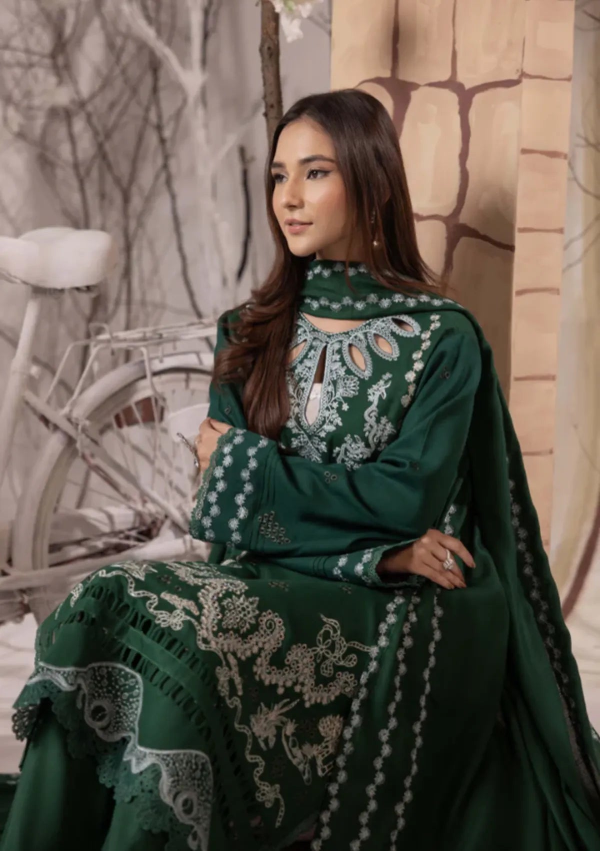 mohsin-saeed-fabrics-designer-daily-wear-formal-and-wedding-suits-within-budget-This-product-is-from-humdum-irina-peach-wool25-d-10-is-available-on-Mohsin-saeed-fabrics-website.