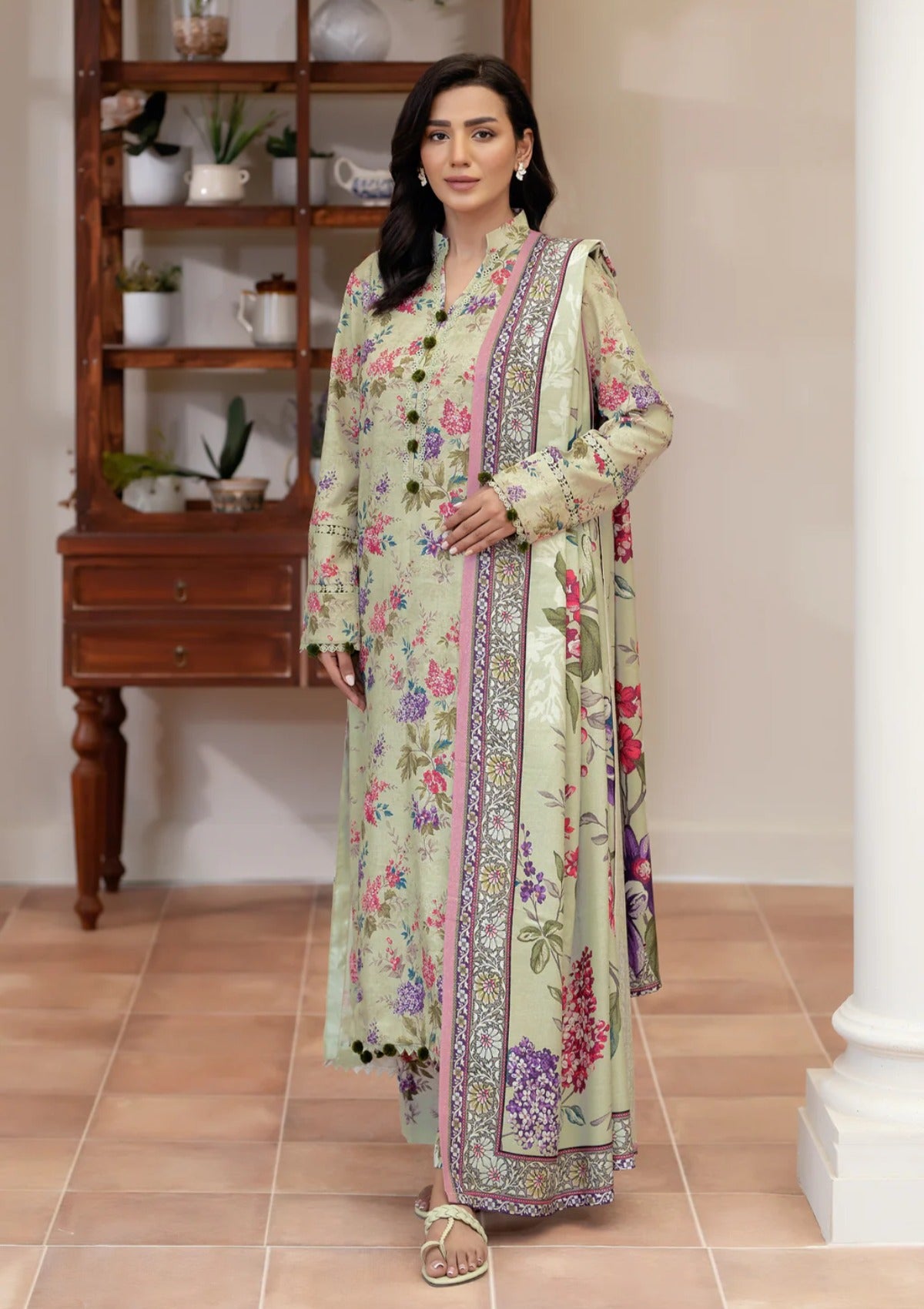 Johra Azreen Winter'25  JW-536