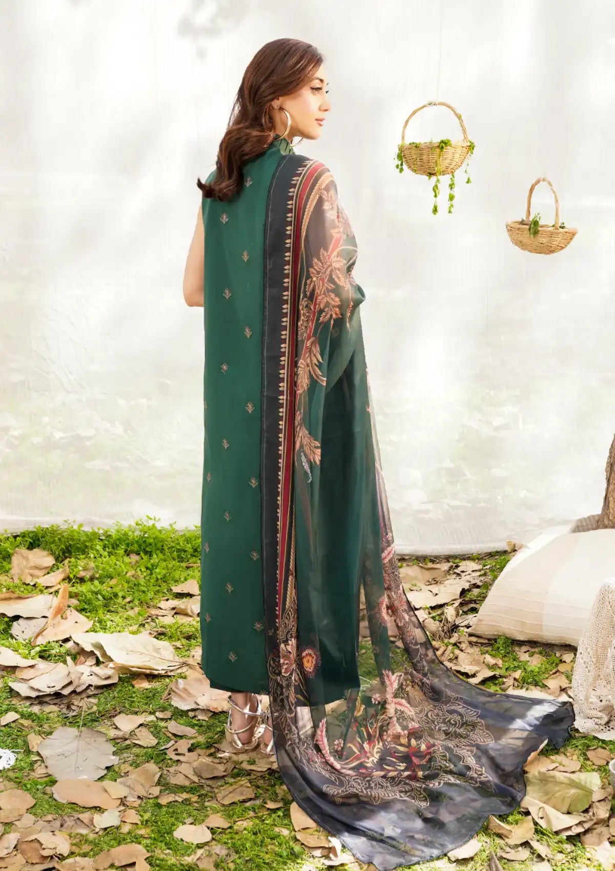 Safwa Skye Emb Lawn'24 Vol-01 SKY-05 - Mohsin Saeed Fabrics
