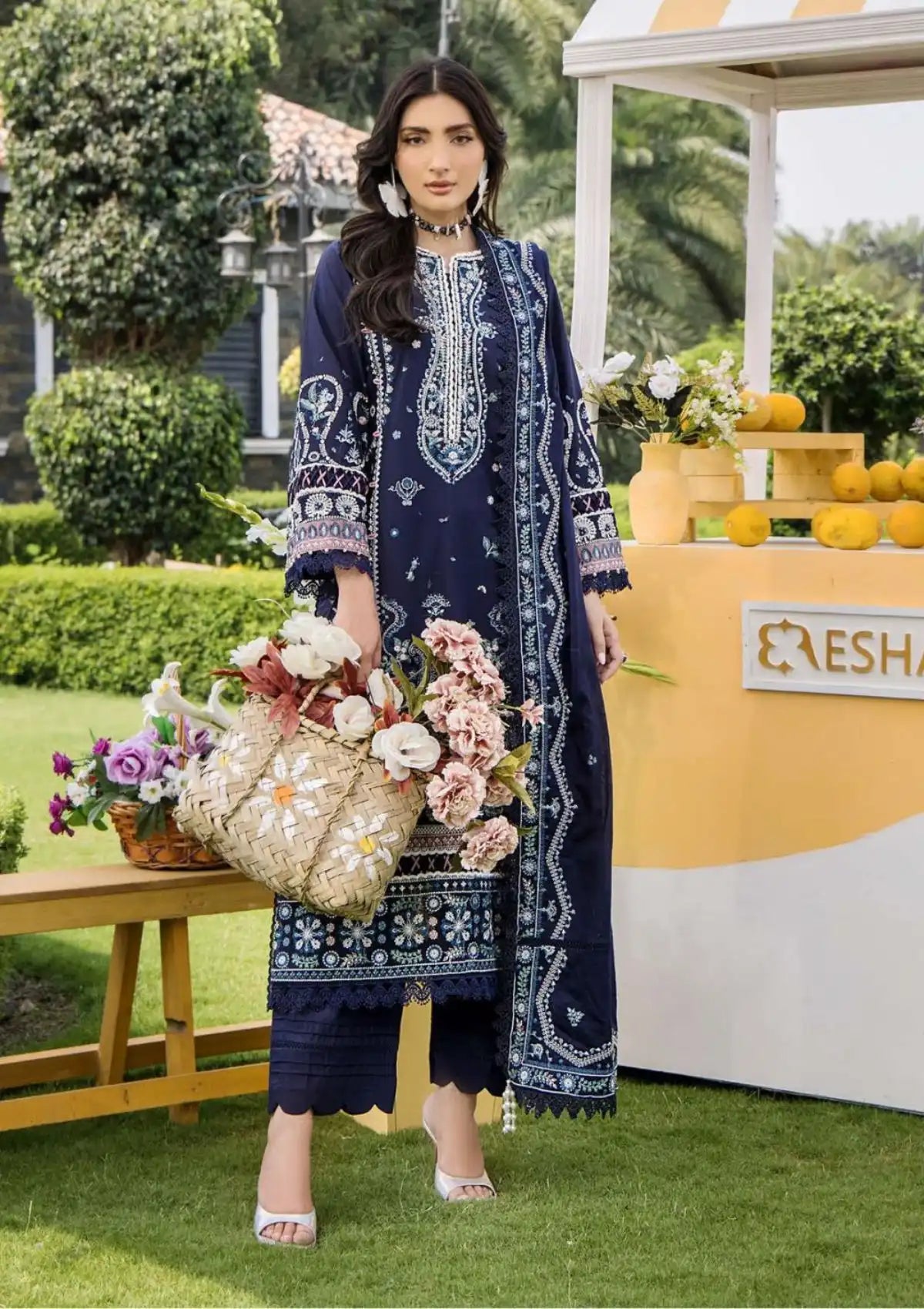 mohsin-saeed-fabrics-is-selling-online-and-in stores-Luxury-daily-wear-wedding-wear-formal-wear-in-budgeted-price-This-product-is-from-eshaisha-luxury-lawn25-ea-ll-5549-is-available-on-Mohsin-saeed-fabrics-website.
