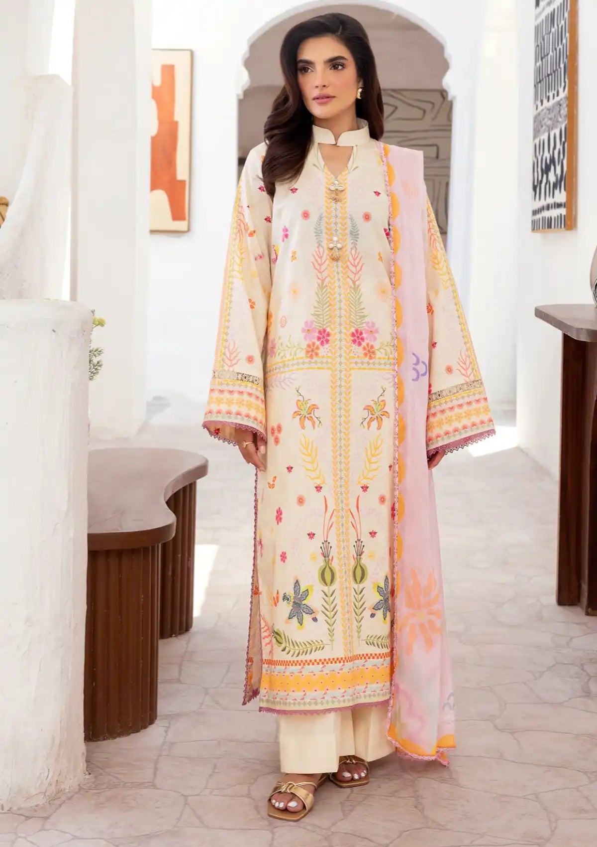 mohsin-saeed-fabrics-affordable-luxury-outfits-for-daily-formal-and-wedding-wear-This-product-is-from-florent-luxury-prints25-fl-8a-is-available-on-Mohsin-saeed-fabrics-website.