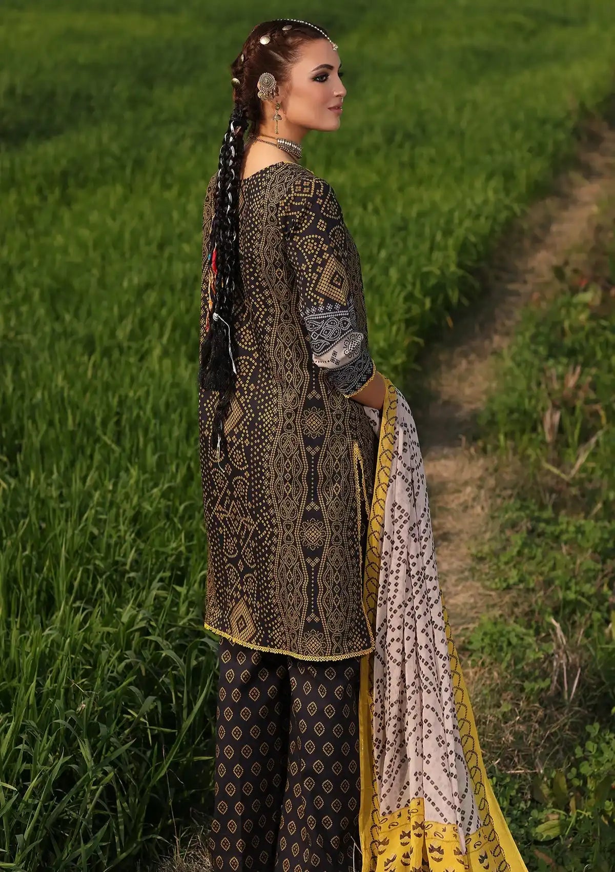 Charizma Signature Prints Lawn'24 SP4-07 - Mohsin Saeed Fabrics