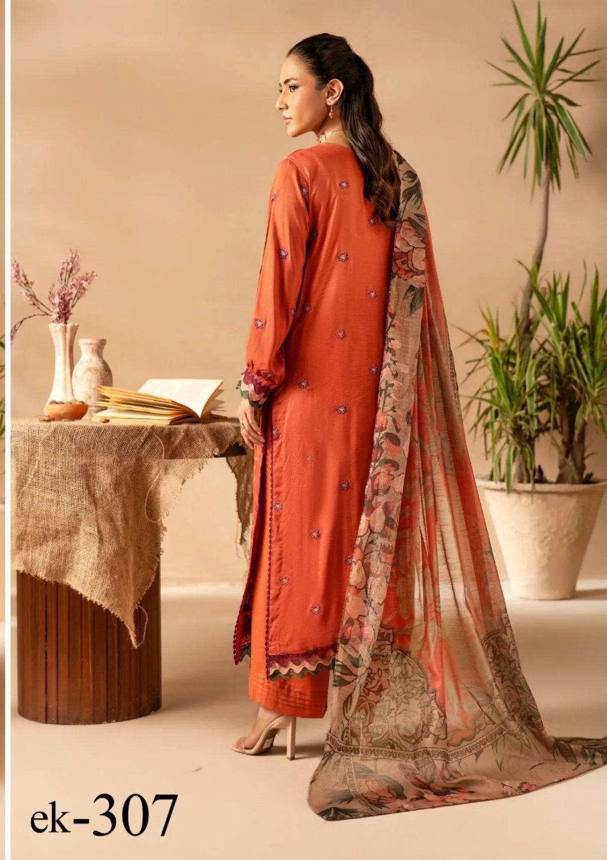 Khoobsurat Emb Slub Linen'25 EK-307