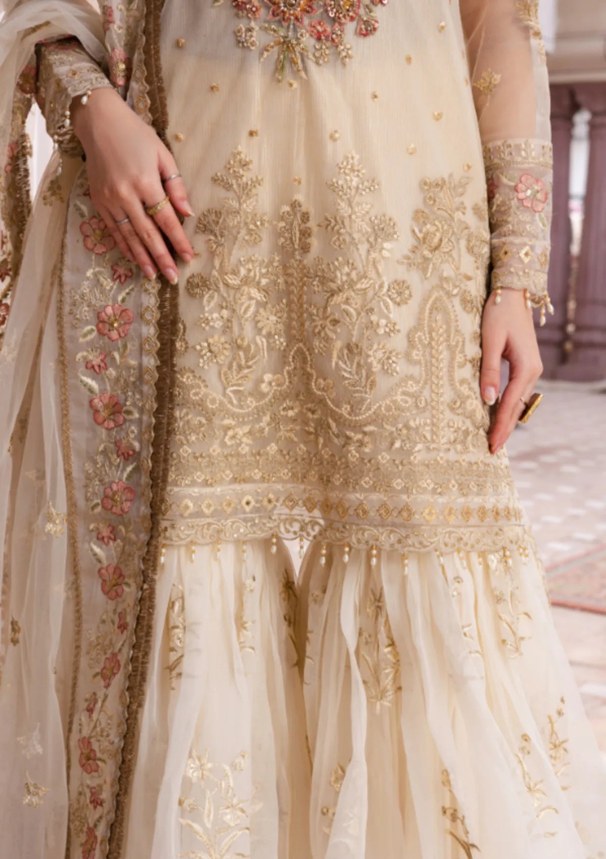 Waresha Riwayat Formal'26 Ivory Royale (Off-White)