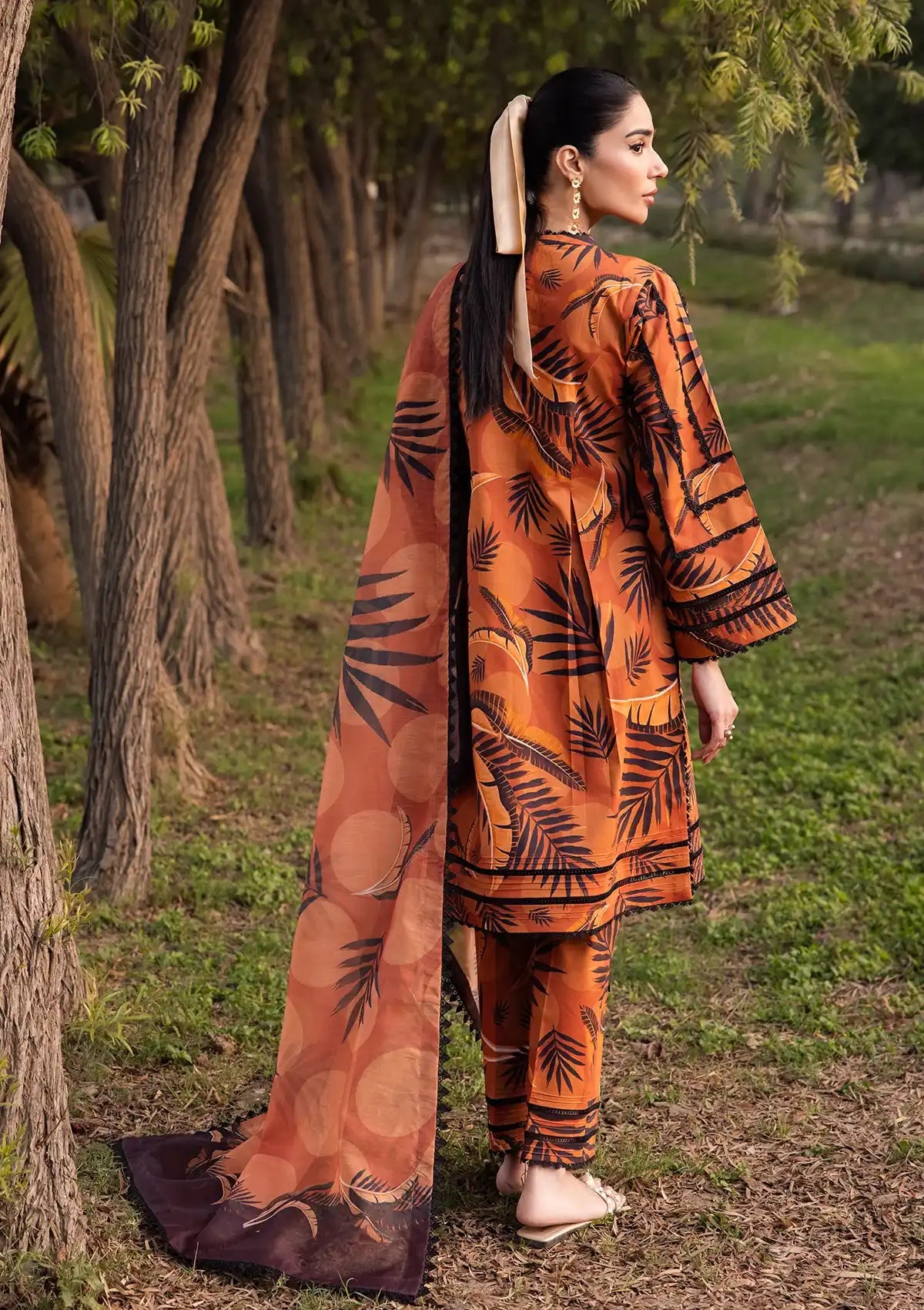 Alizeh Sheen Prints'24 Vol-02 AF-6013-MARIGOLD - Mohsin Saeed Fabrics