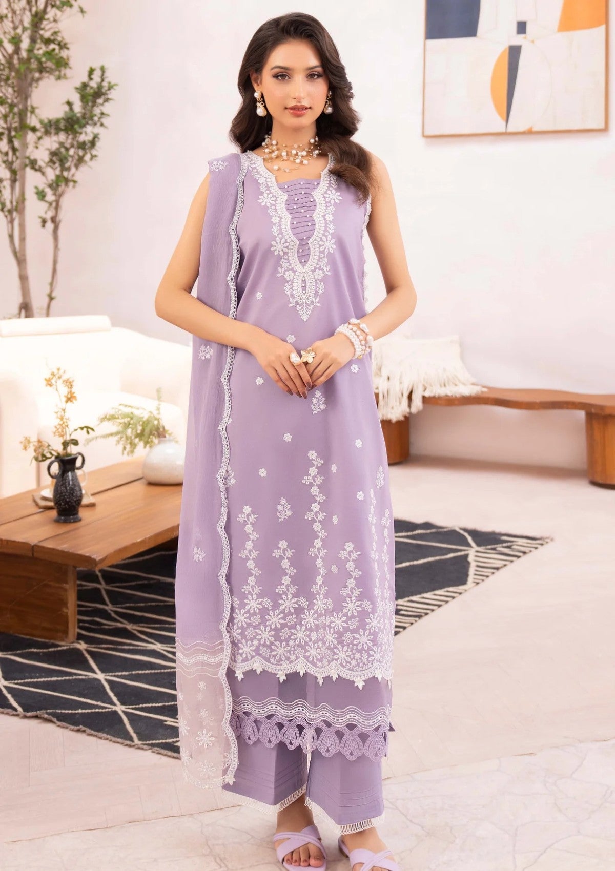 Nayab by Humdum'26 D-09