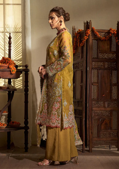 mohsin-saeed-fabrics-luxury-fashion-collection-daily-wear-wedding-and-formal-in-budget-This-product-is-from-fabiha-fatima-mehar-o-maah-festive25-d-01-amber-is-available-on-Mohsin-saeed-fabrics-website.