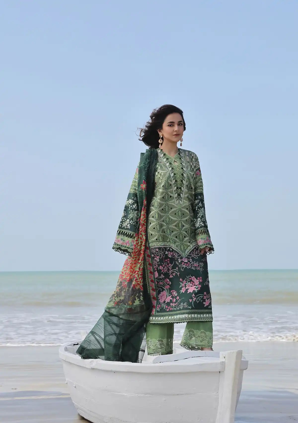 Maryam Hussain Luxury Lawn'24 D-01-GARDENIA - Mohsin Saeed Fabrics