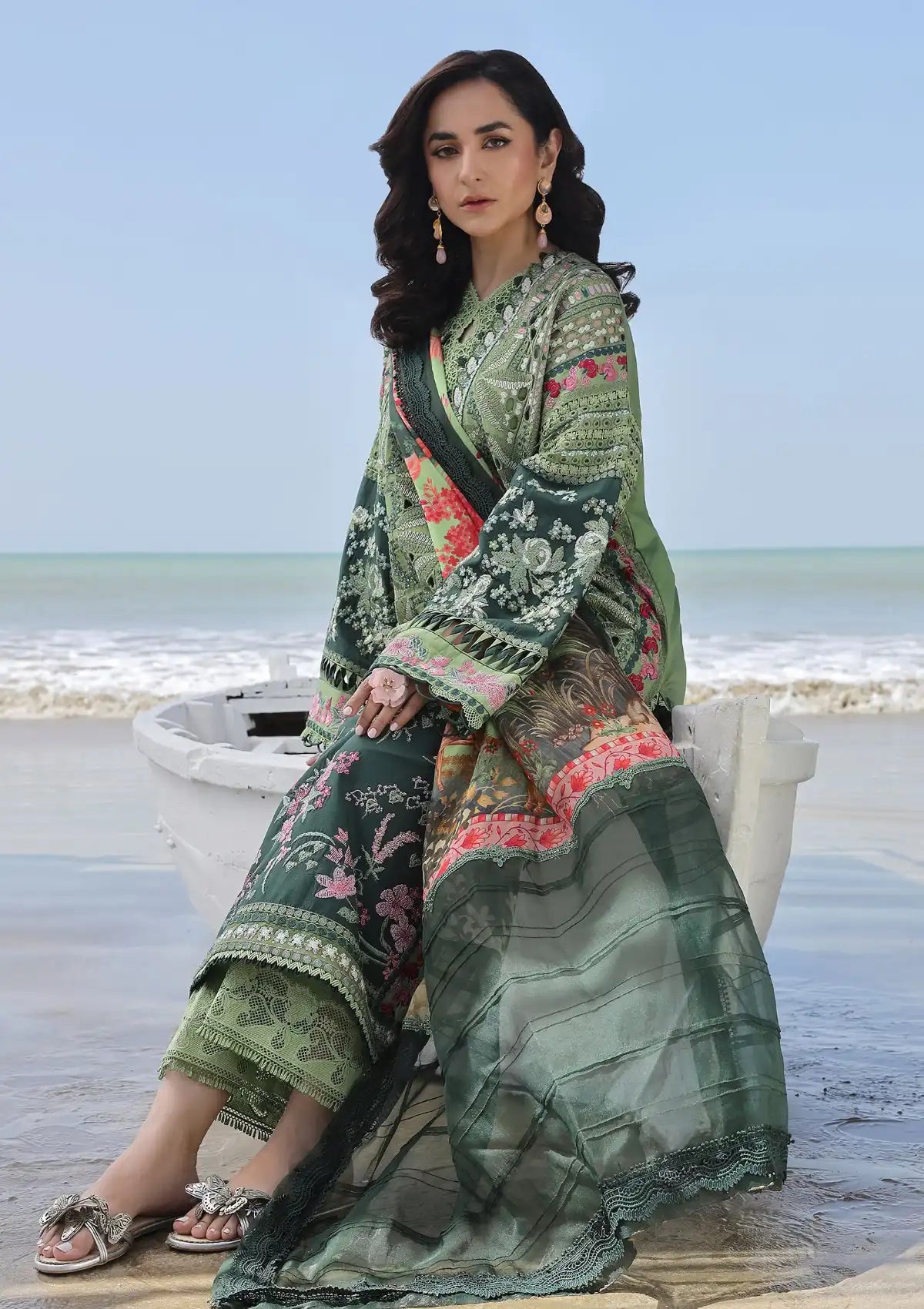 Maryam Hussain Luxury Lawn'24 D-01-GARDENIA - Mohsin Saeed Fabrics