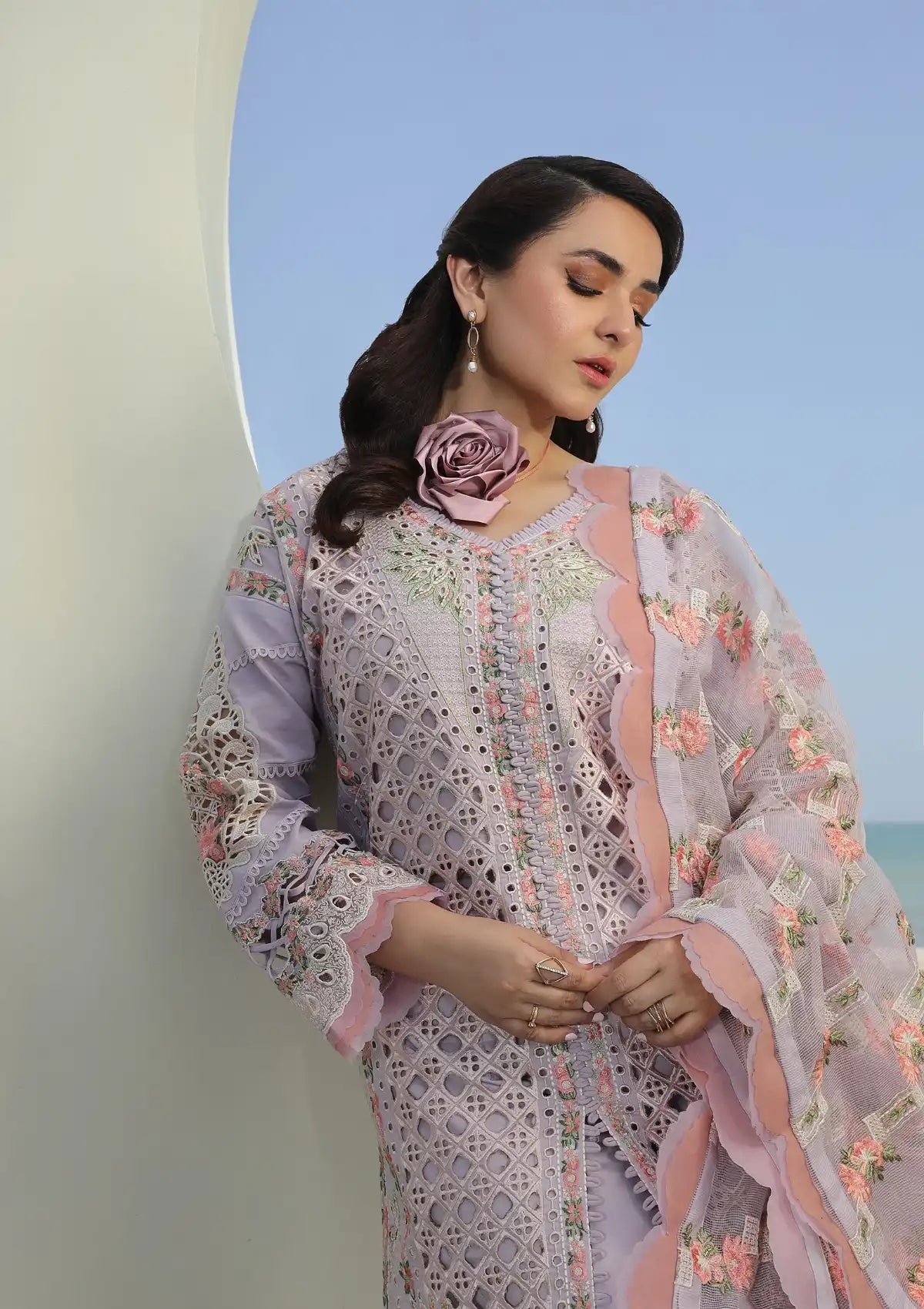 Maryam Hussain Luxury Lawn'24 D-04-FEROZ - Mohsin Saeed Fabrics
