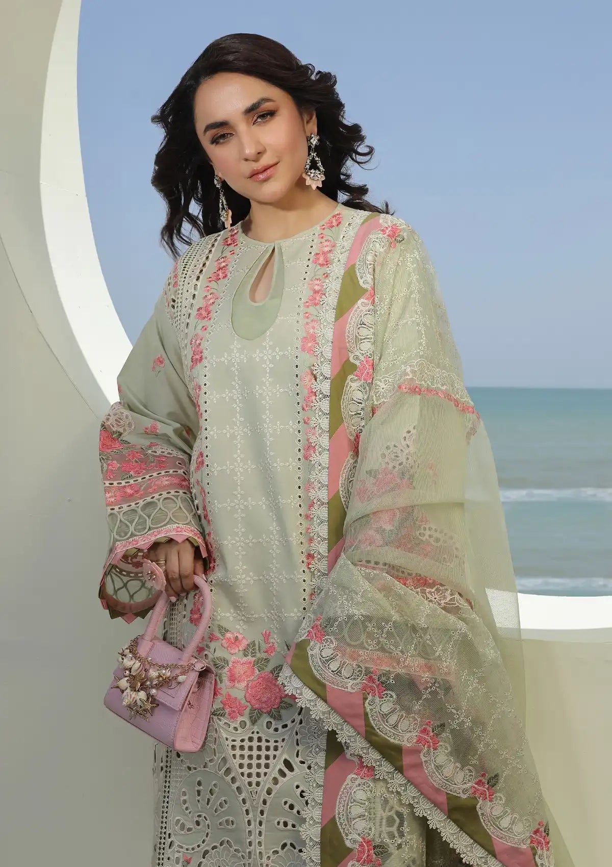 Maryam Hussain Luxury Lawn'24 D-05-HAVANA - Mohsin Saeed Fabrics