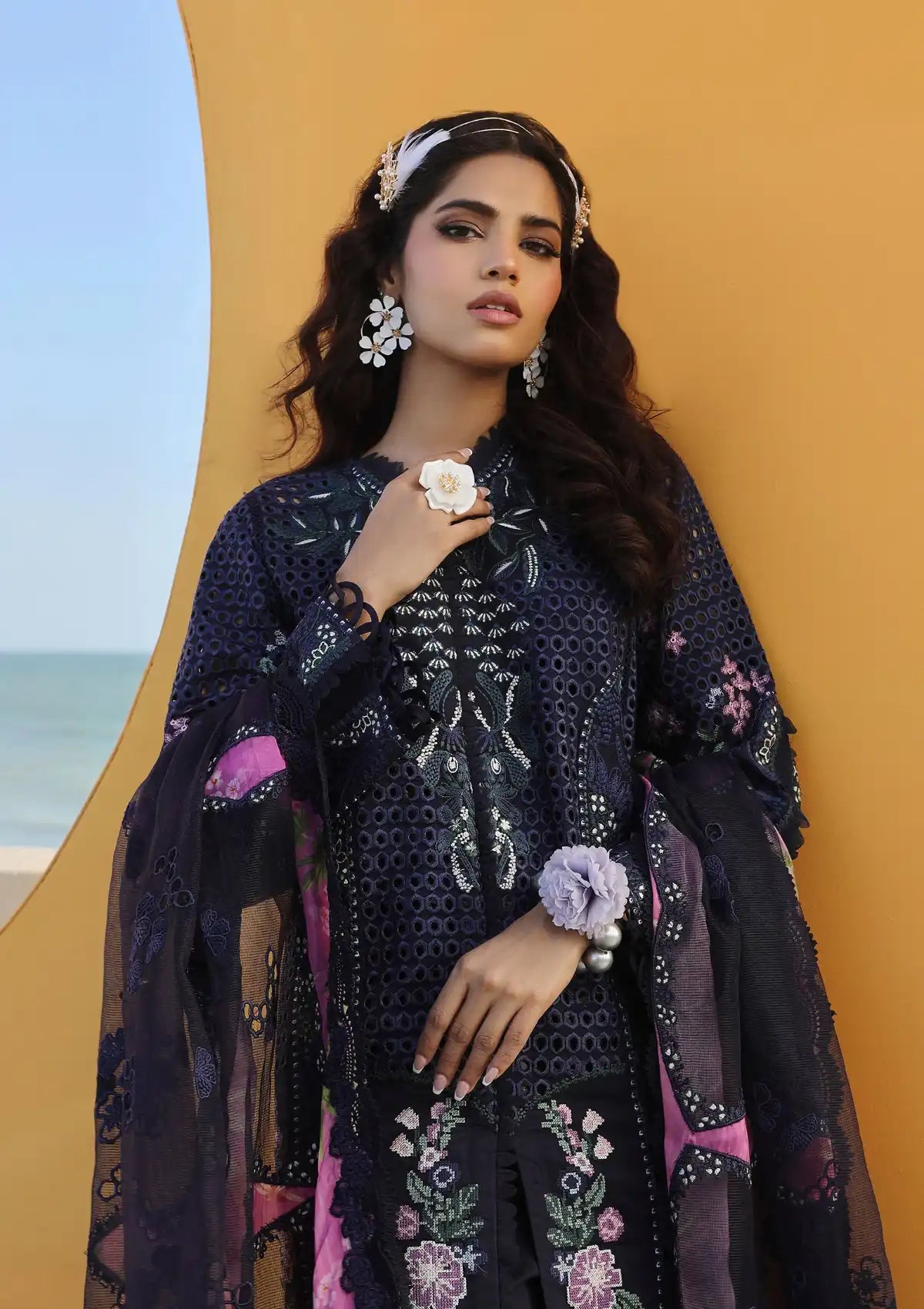 Maryam Hussain Luxury Lawn'24 D-08-ZOYA - Mohsin Saeed Fabrics