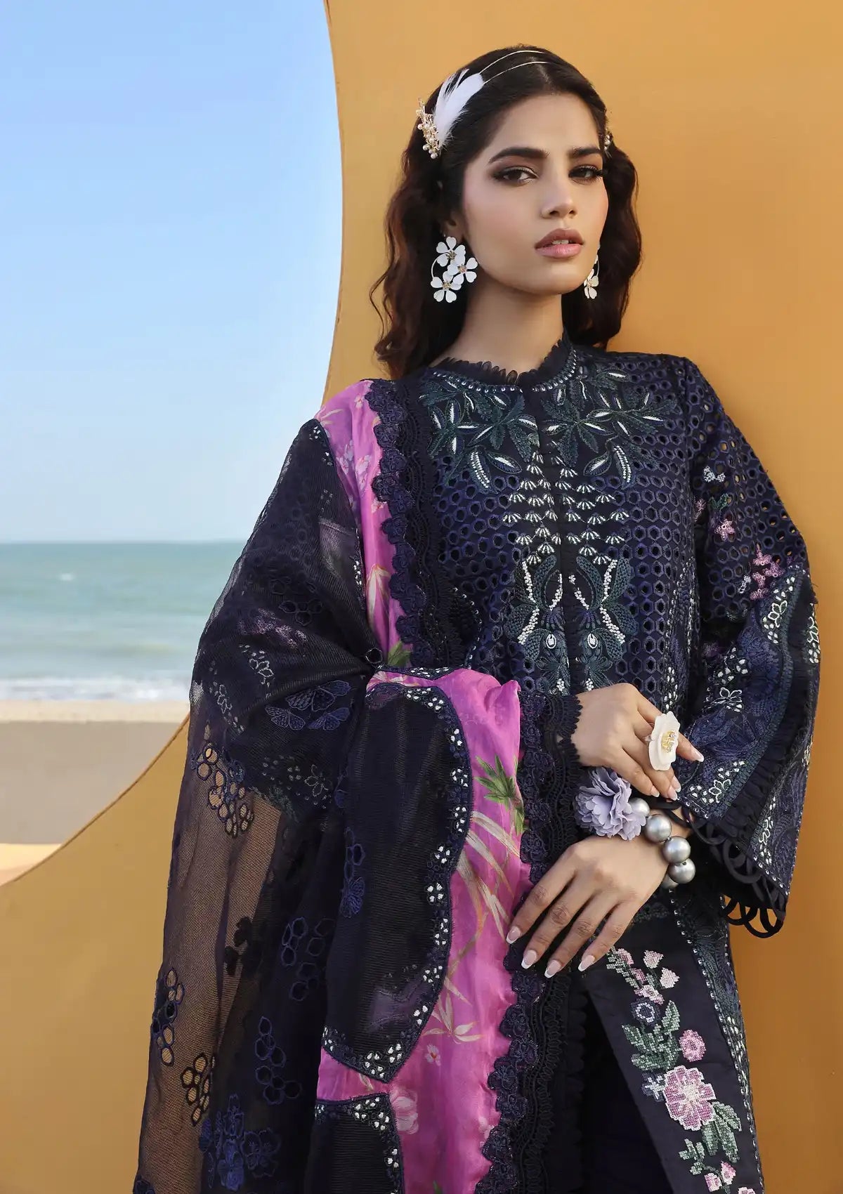 Maryam Hussain Luxury Lawn'24 D-08-ZOYA - Mohsin Saeed Fabrics