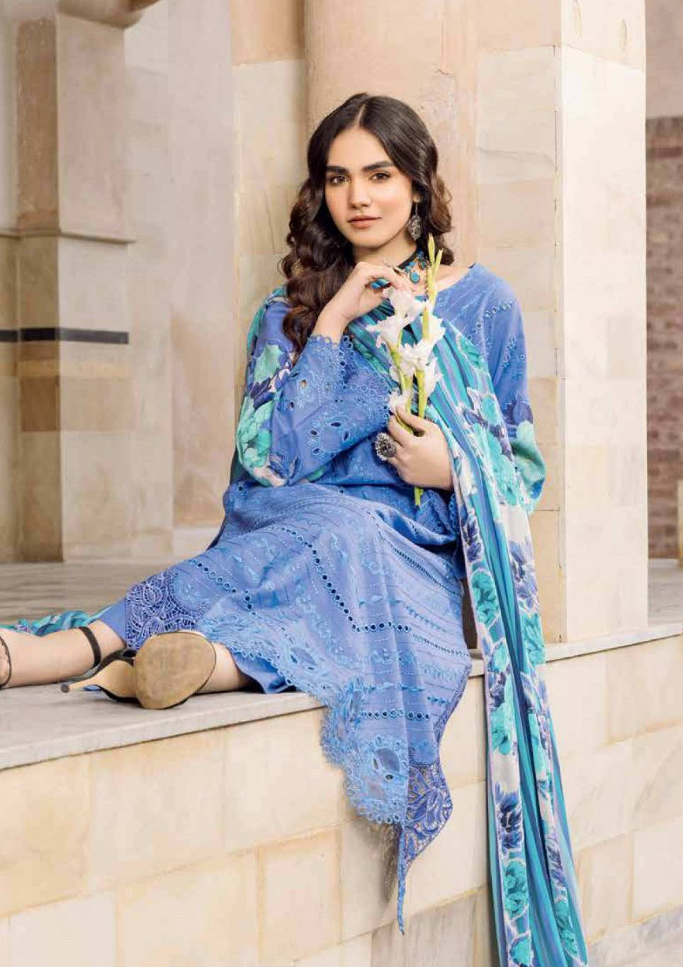 mohsin-saeed-fabrics-affordable-luxury-outfits-for-daily-formal-and-wedding-wear-This-product-is-from-charizma-andaaz-emb-lawn25-is-available-on-Mohsin-saeed-fabrics-website.