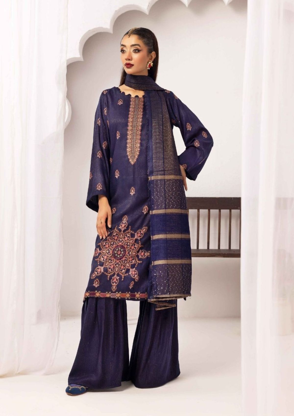 Uraan By Khoobsurat Peach Leather'25 UE-208