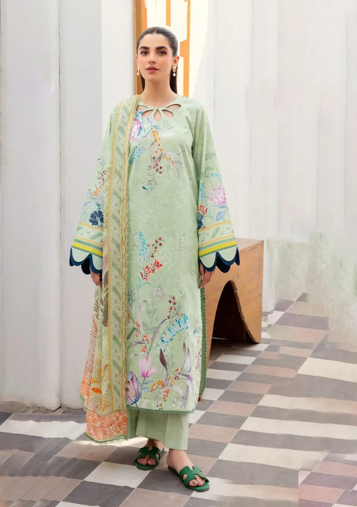 mohsin-saeed-fabrics-affordable-luxury-outfits-for-daily-formal-and-wedding-wear-This-product-is-from-florent-luxury-prints25-fl-7a-is-available-on-Mohsin-saeed-fabrics-website.