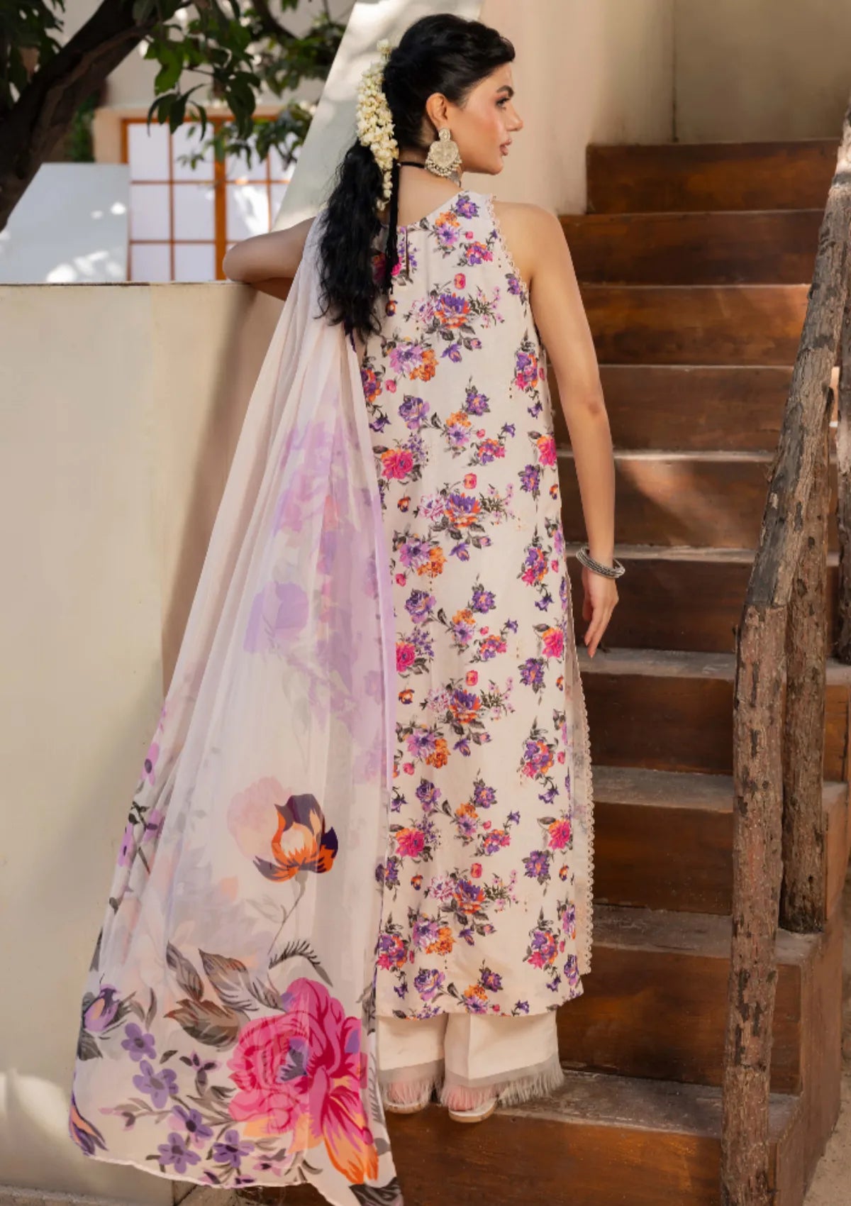 Zaiba By Humdum'25 D-09