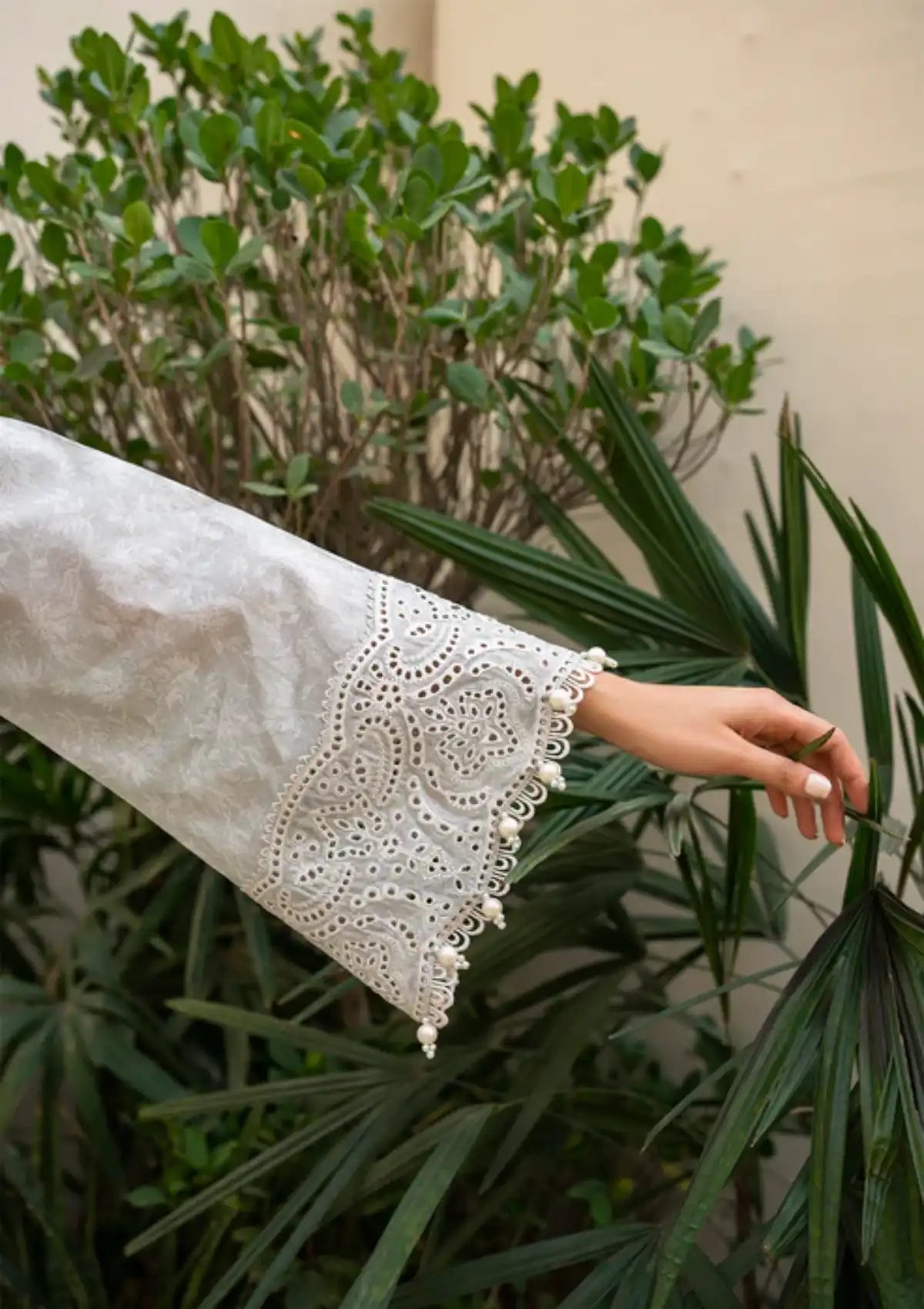 Jazmin Iris Eid Lawn'24 D-02 - Mohsin Saeed Fabrics