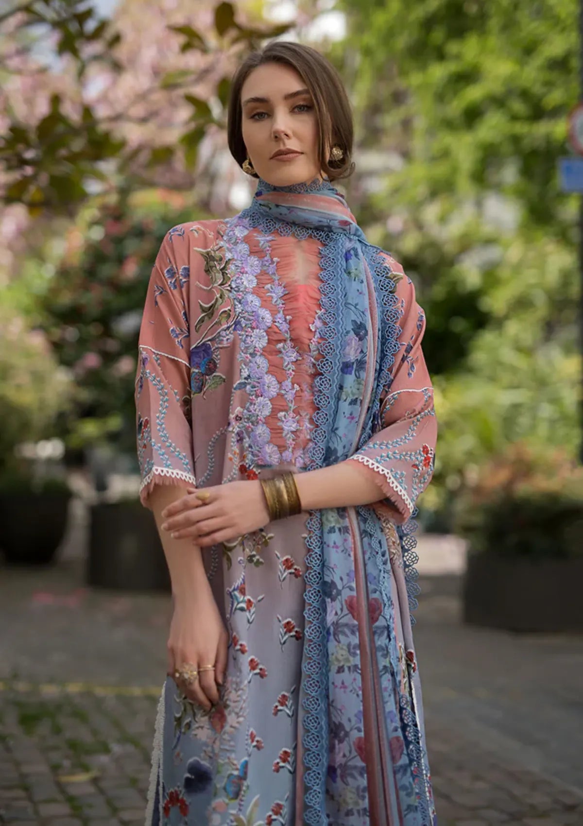 mohsin-saeed-fabrics-luxury-fashion-collection-daily-wear-wedding-and-formal-in-budget-This-product-is-from-sobia-nazir-sn-basics-printed-lawn25-d-02a-is-available-on-Mohsin-saeed-fabrics-website.