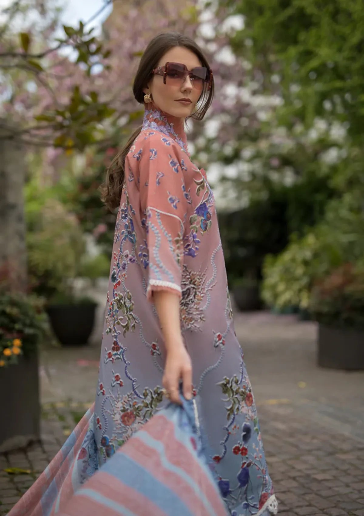 mohsin-saeed-fabrics-luxury-fashion-collection-daily-wear-wedding-and-formal-in-budget-This-product-is-from-sobia-nazir-sn-basics-printed-lawn25-d-02a-is-available-on-Mohsin-saeed-fabrics-website.