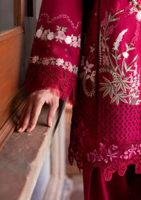mohsin-saeed-fabrics-affordable-luxury-outfits-for-daily-formal-and-wedding-wear-This-product-is-from-saira-shakira-bloom-lawn25-d-7b-faya-is-available-on-Mohsin-saeed-fabrics-website.