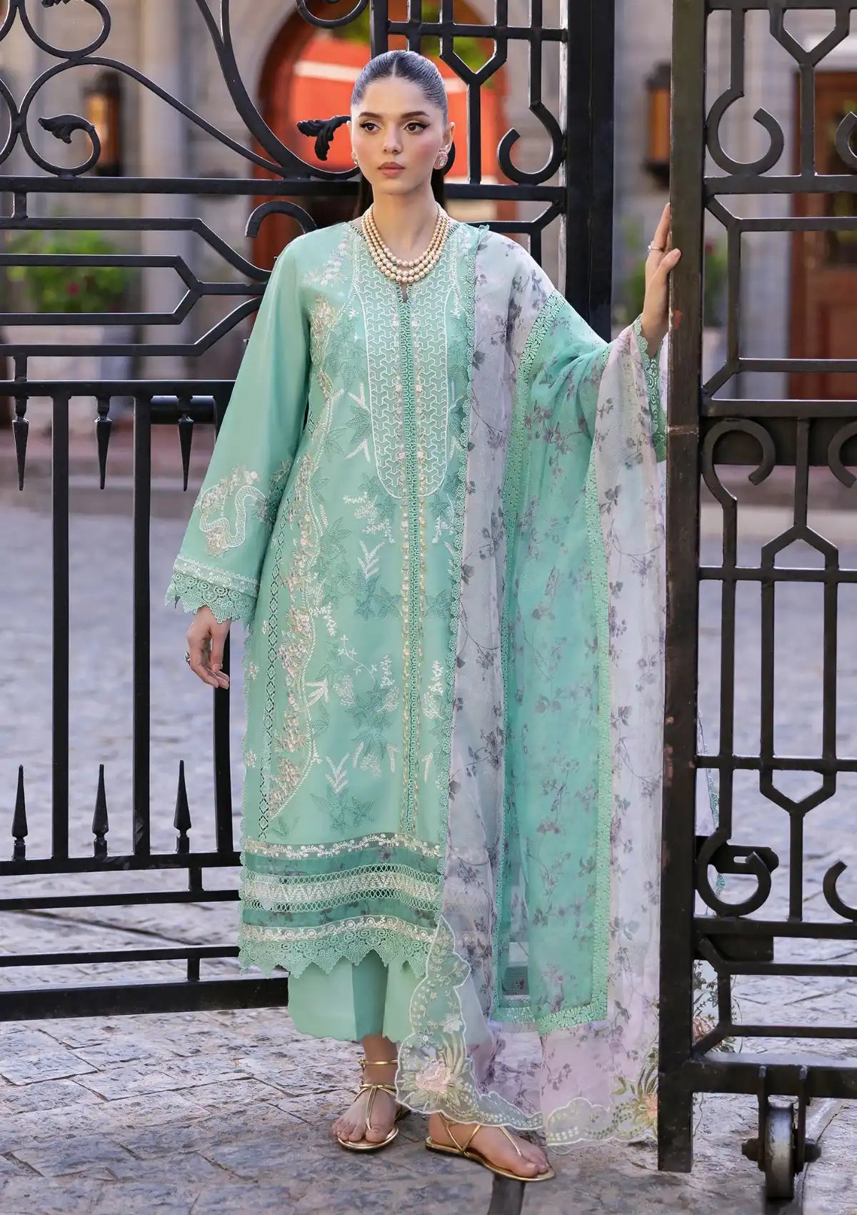 mohsin-saeed-fabrics-affordable-luxury-outfits-for-daily-formal-and-wedding-wear-This-product-is-from-saira-shakira-bloom-lawn25-d-3b-chloe-is-available-on-Mohsin-saeed-fabrics-website.