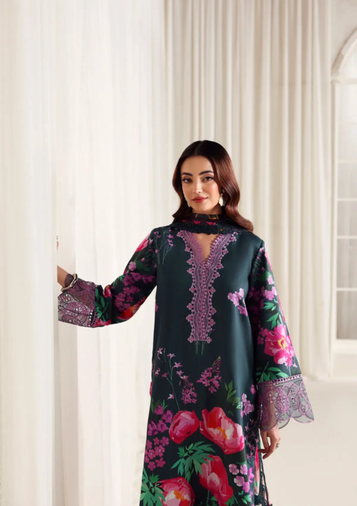Naqsh Zyrah Fall Winter'25 ZINC - 00182