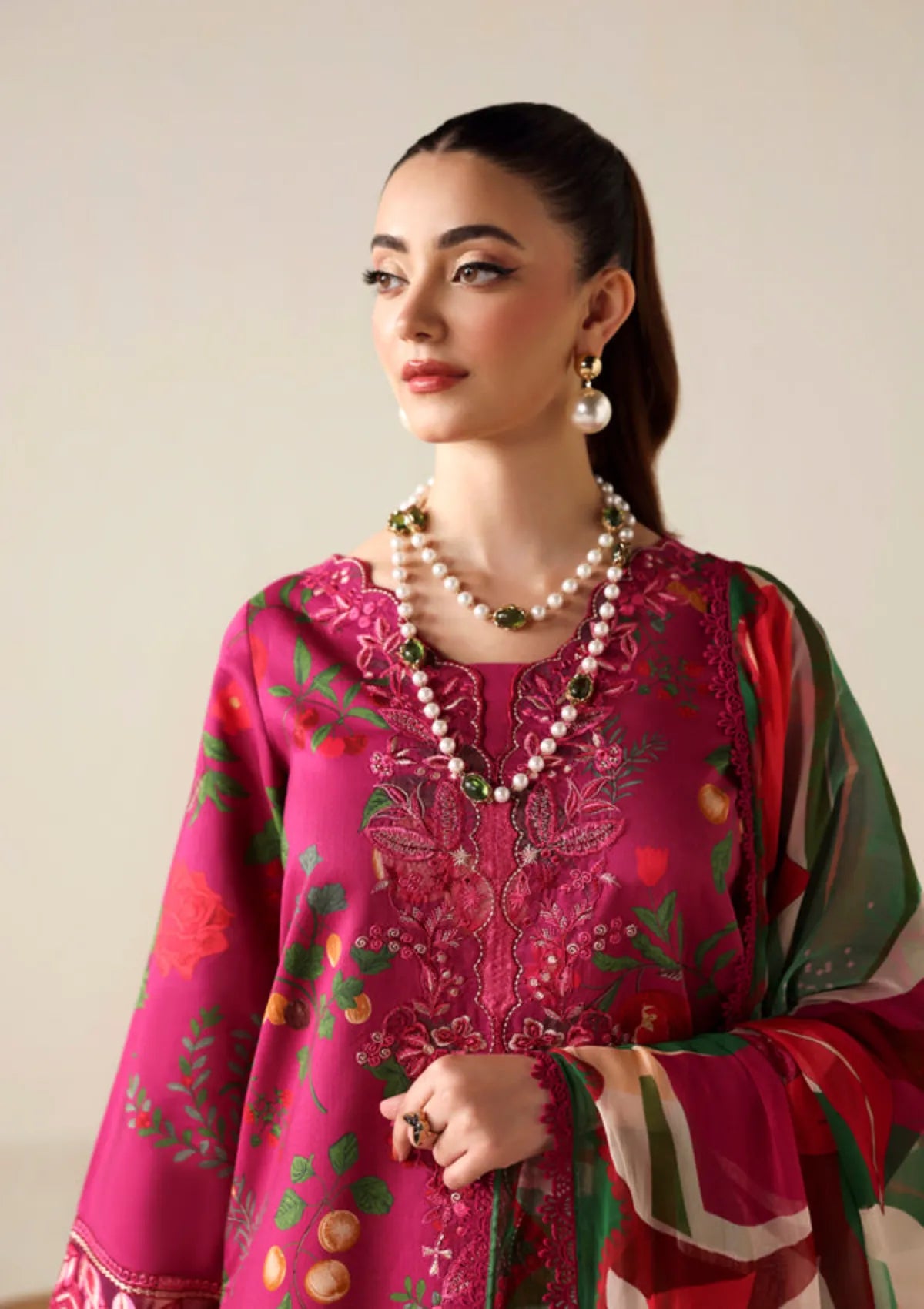 Naqsh Zyrah Fall Winter'25 SHOCKING PINK - 00178