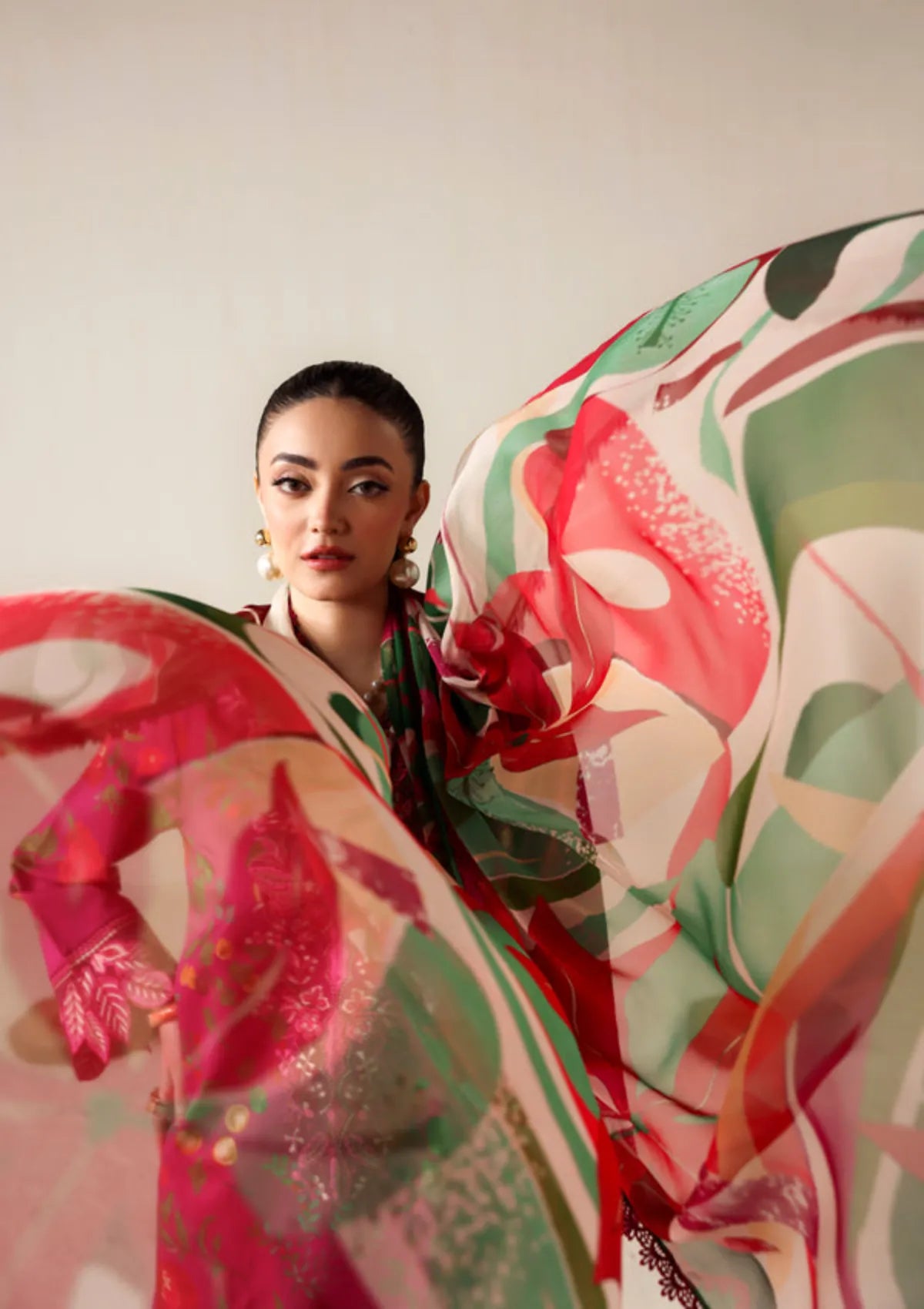 Naqsh Zyrah Fall Winter'25 SHOCKING PINK - 00178