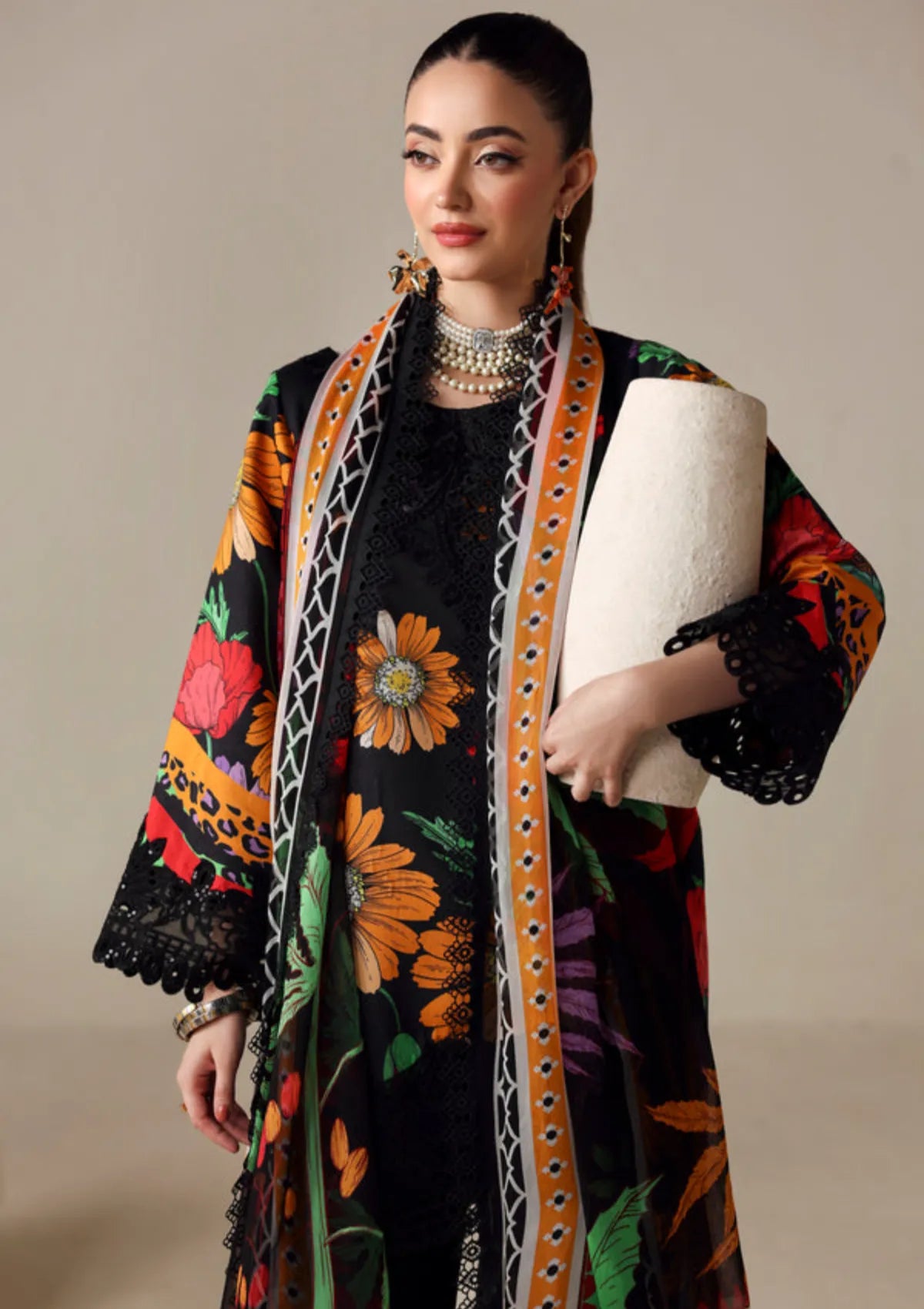 Naqsh Zyrah Fall Winter'25 BLOOM BLACK - 00184