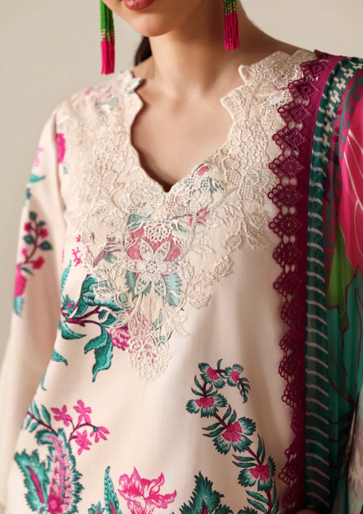 Naqsh Zyrah Fall Winter'25 IVORY - 00187