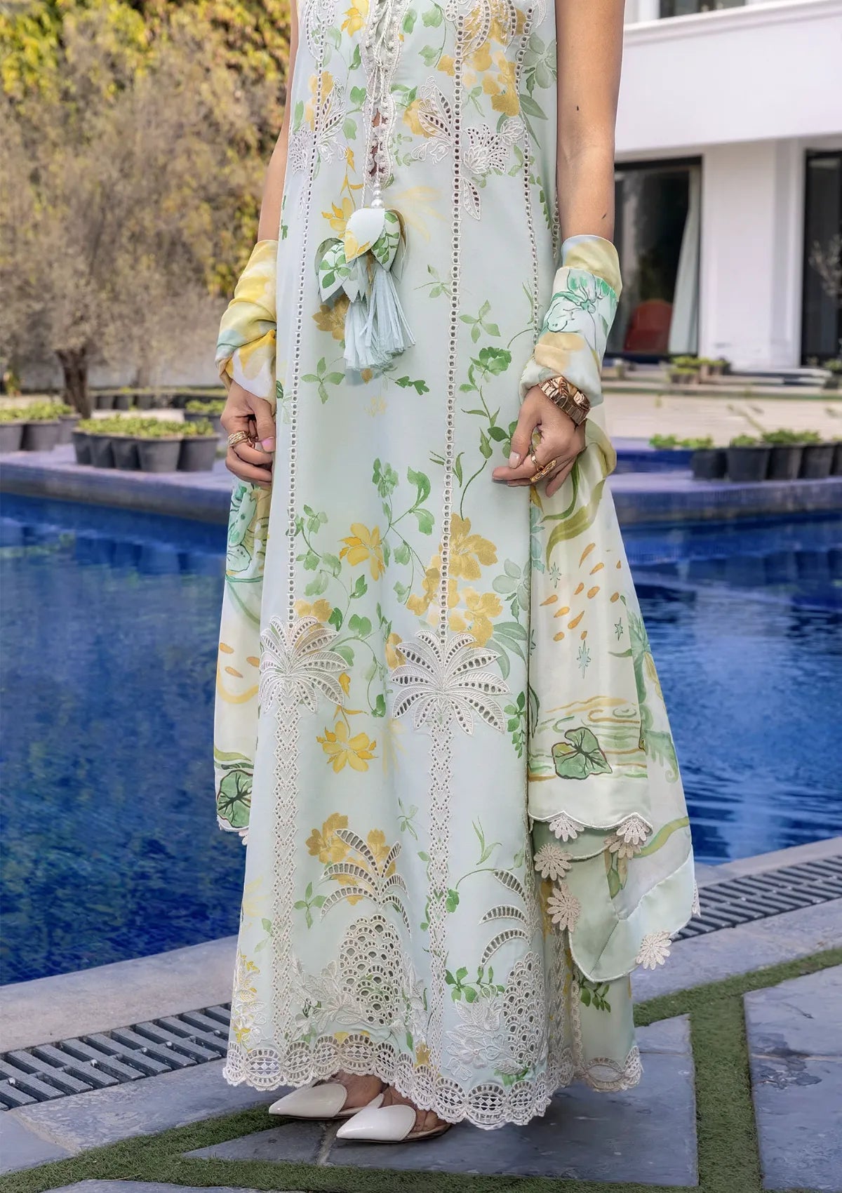 Flow By Crimson Lawn'26 D4B TROPIC TEASE