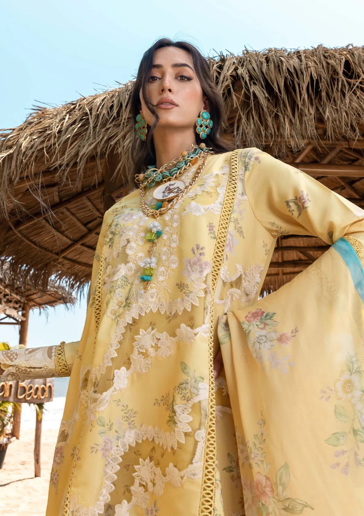 mohsin-saeed-fabrics-is-selling-online-and-in stores-Luxury-daily-wear-wedding-wear-formal-wear-in-budgeted-price-This-product-is-from-saira-shakira-lawn25-serena-a-is-available-on-Mohsin-saeed-fabrics-website.