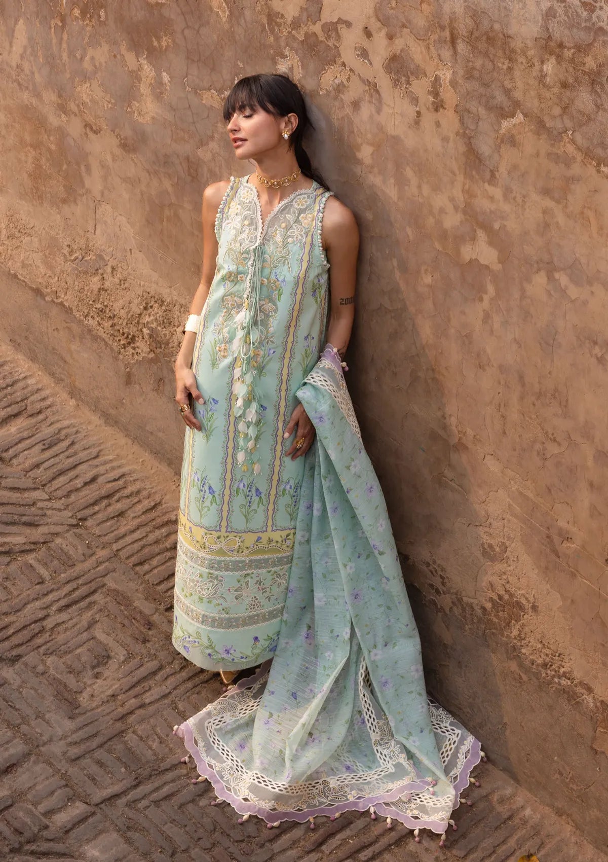 Flow By Crimson Lawn'26 D9B SUN-KISSED LETTER