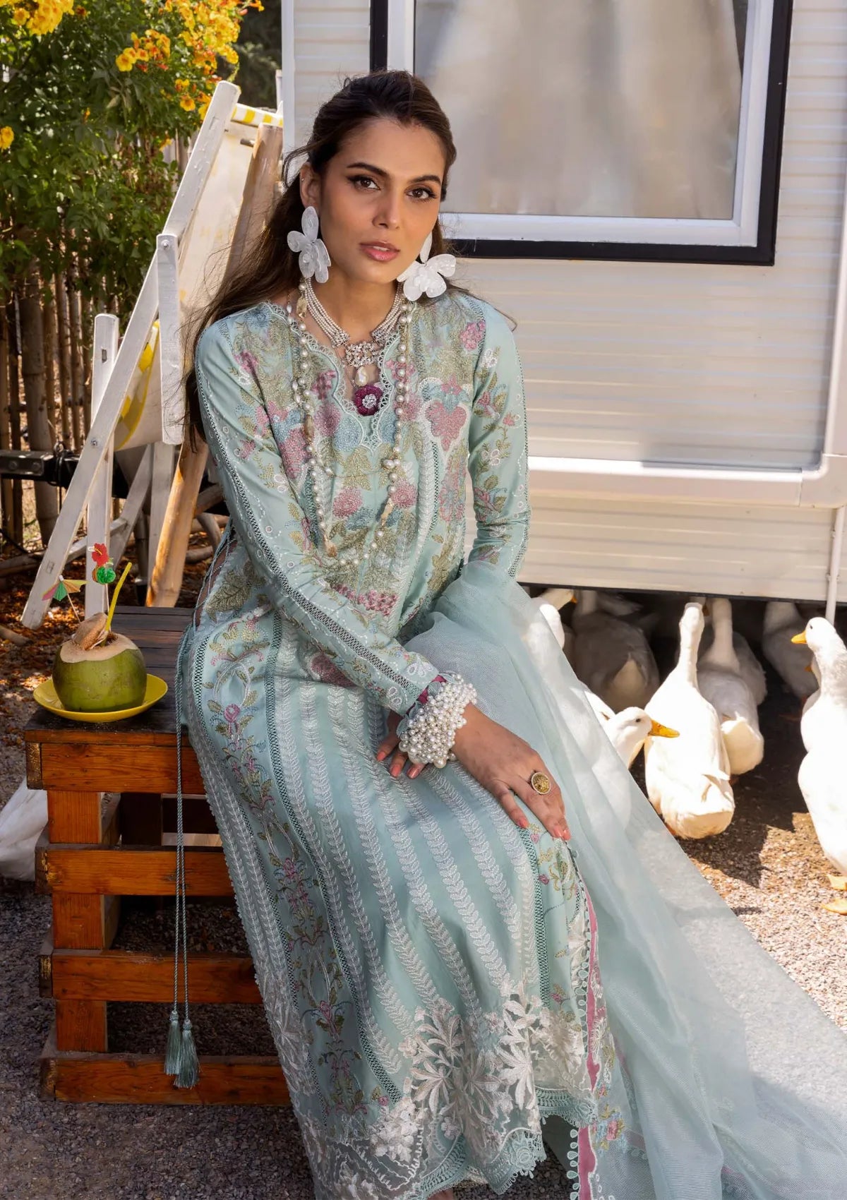 mohsin-saeed-fabrics-is-selling-online-and-in stores-Luxury-daily-wear-wedding-wear-formal-wear-in-budgeted-price-This-product-is-from-saira-shakira-lawn25-dilara-a-is-available-on-Mohsin-saeed-fabrics-website.