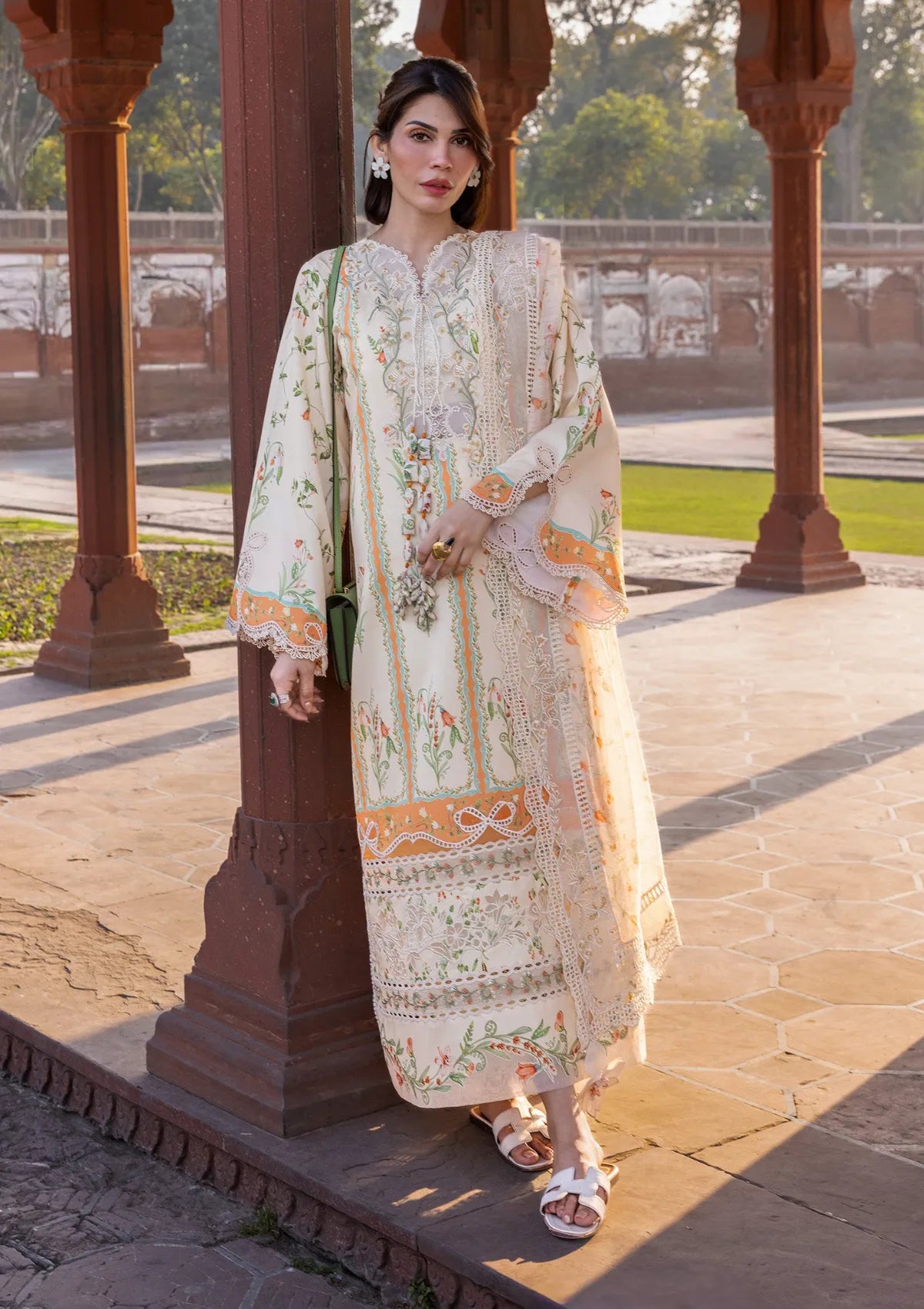 Flow By Crimson Lawn'26 D9A SUN-KISSED LETTER