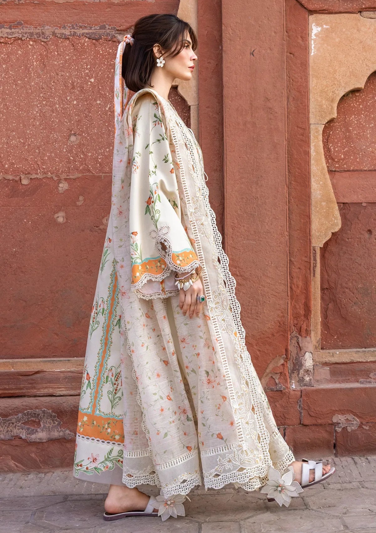 Flow By Crimson Lawn'26 D9A SUN-KISSED LETTER