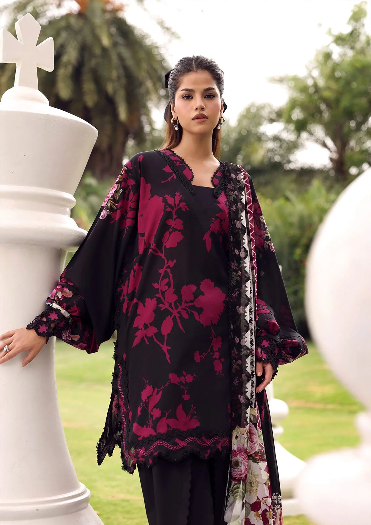 mohsin-saeed-fabrics-is-selling-online-and-in stores-Luxury-daily-wear-wedding-wear-formal-wear-in-budgeted-price-This-product-is-from-elaf-belladore-prints-lawn26-epa-04a-scarlet is-available-on-Mohsin-saeed-fabrics-website.
