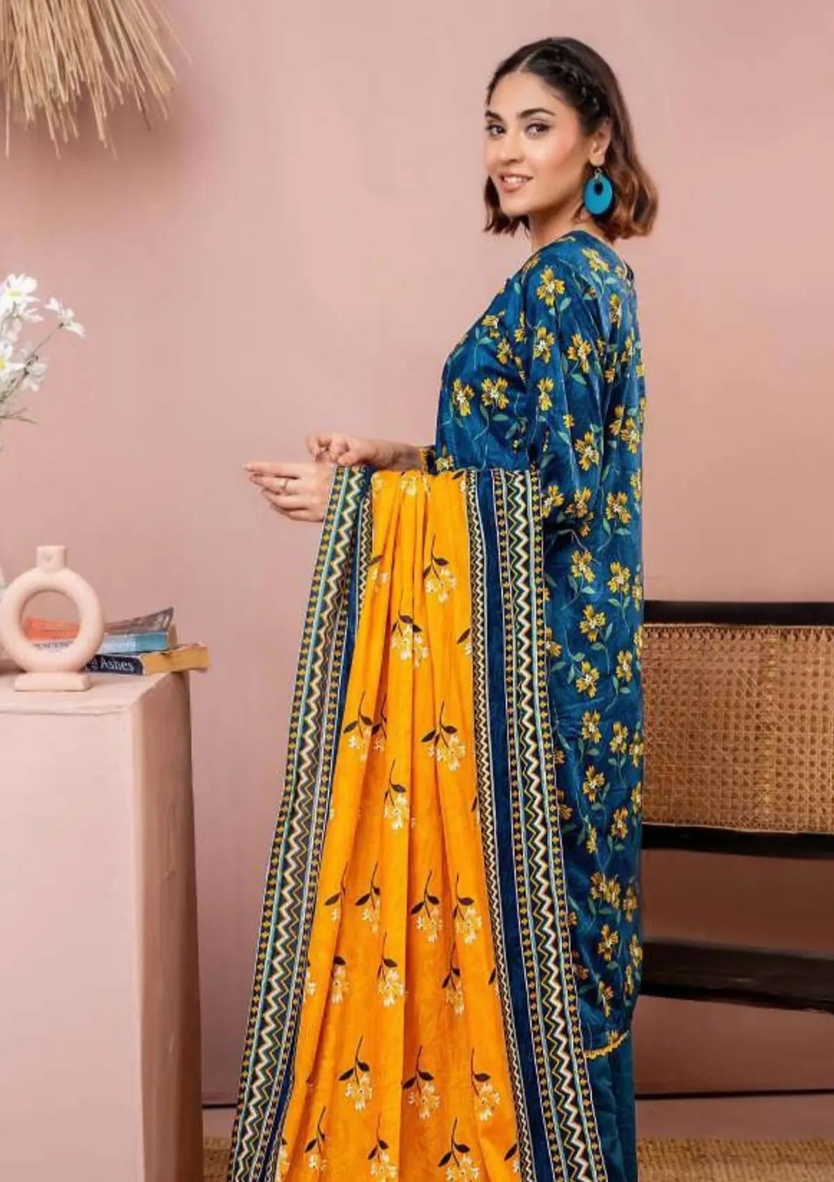 mohsin-saeed-fabrics-is-selling-online-and-in stores-Luxury-daily-wear-wedding-wear-formal-wear-in-budgeted-price-This-product-is-from-zesh-printed-lawn25-drop-27-artical-04-is-available-on-Mohsin-saeed-fabrics-website.