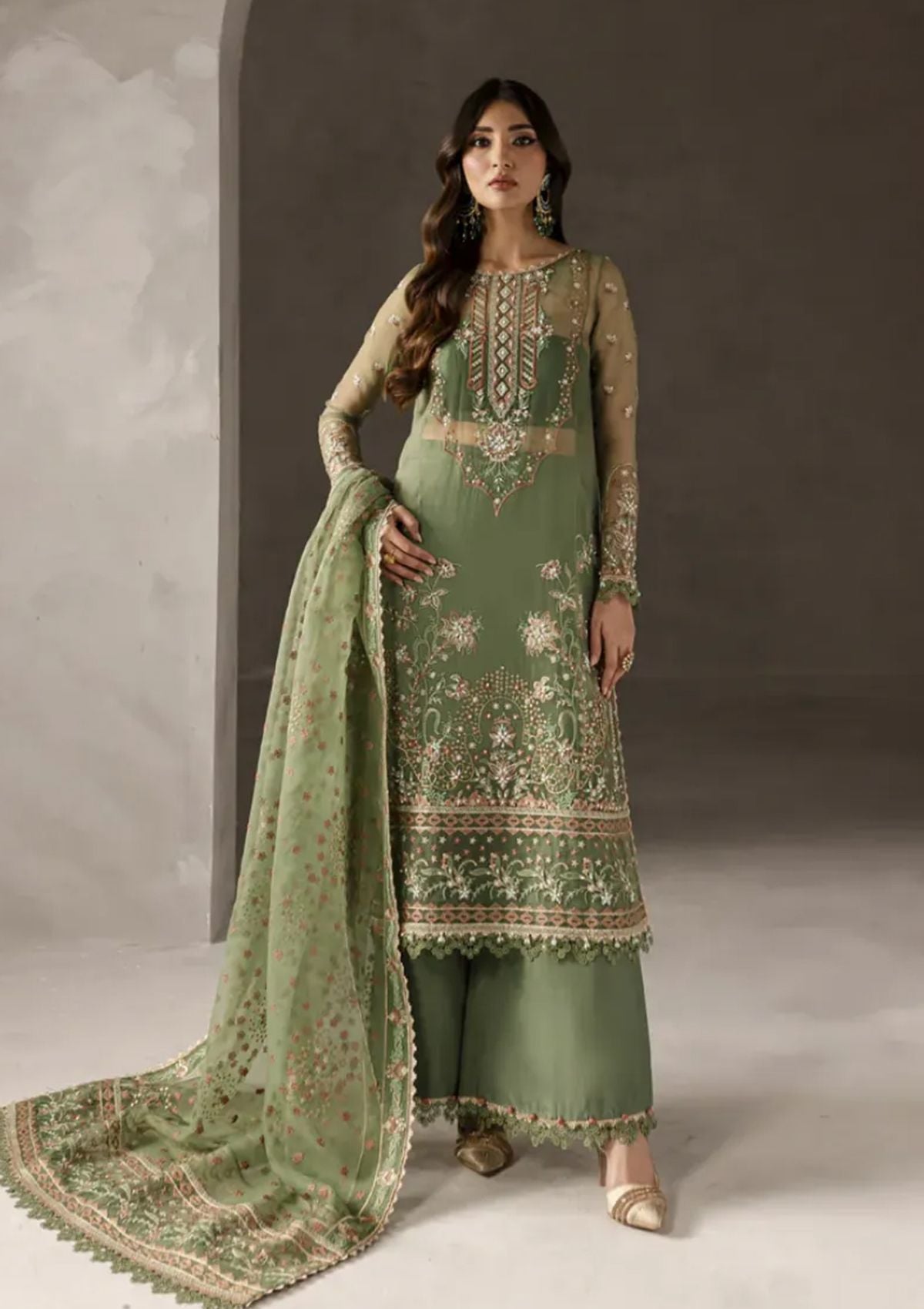 mohsin-saeed-fabrics-designer-daily-wear-formal-and-wedding-suits-within-budget-This-product-is-from-imran-ramzan-elysee25-giardino-fiorito-is-available-on-Mohsin-saeed-fabrics-website.