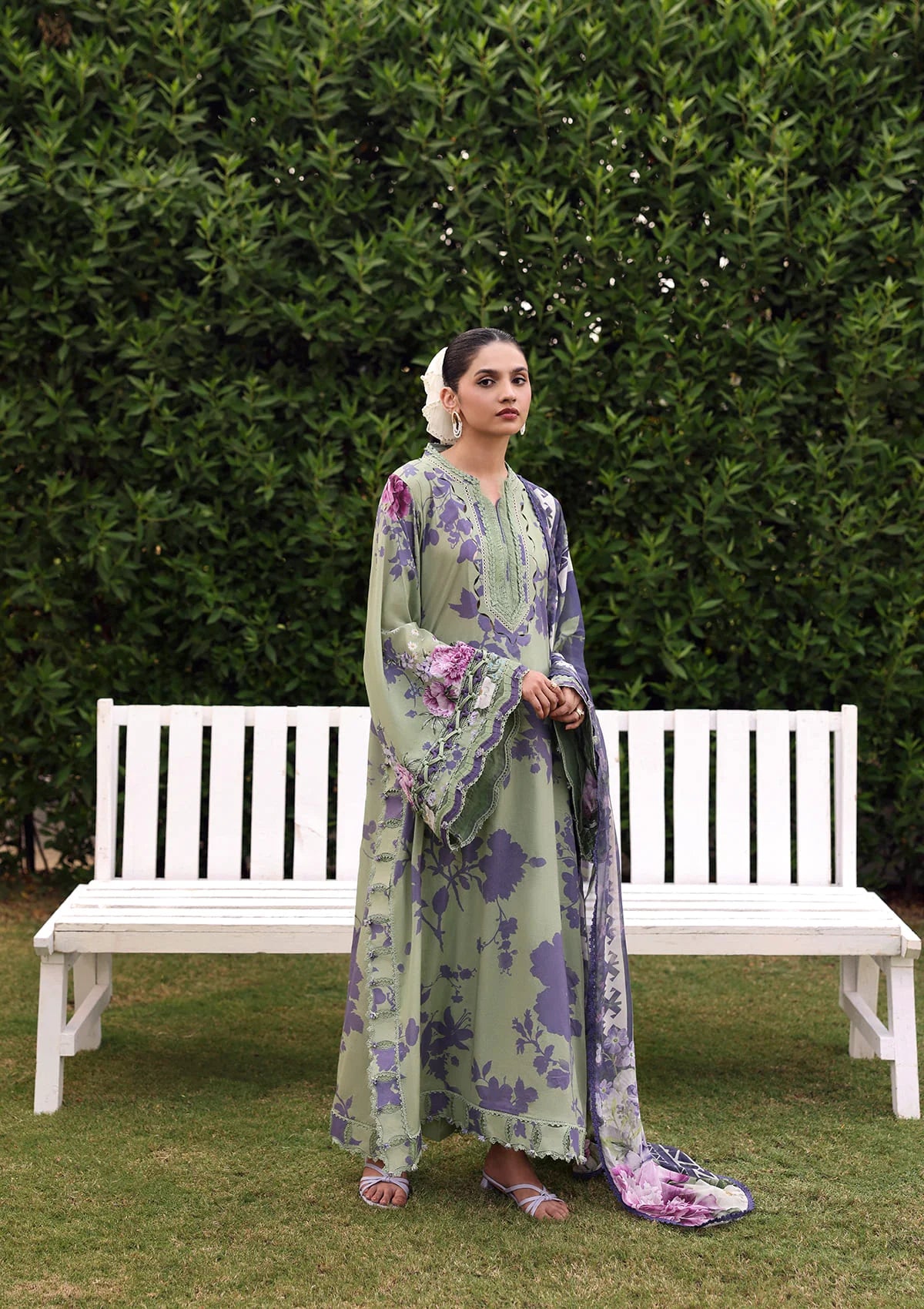 mohsin-saeed-fabrics-is-selling-online-and-in stores-Luxury-daily-wear-wedding-wear-formal-wear-in-budgeted-price-This-product-is-from-elaf-belladore-prints-lawn26-epa-04b-vienna is-available-on-Mohsin-saeed-fabrics-website.