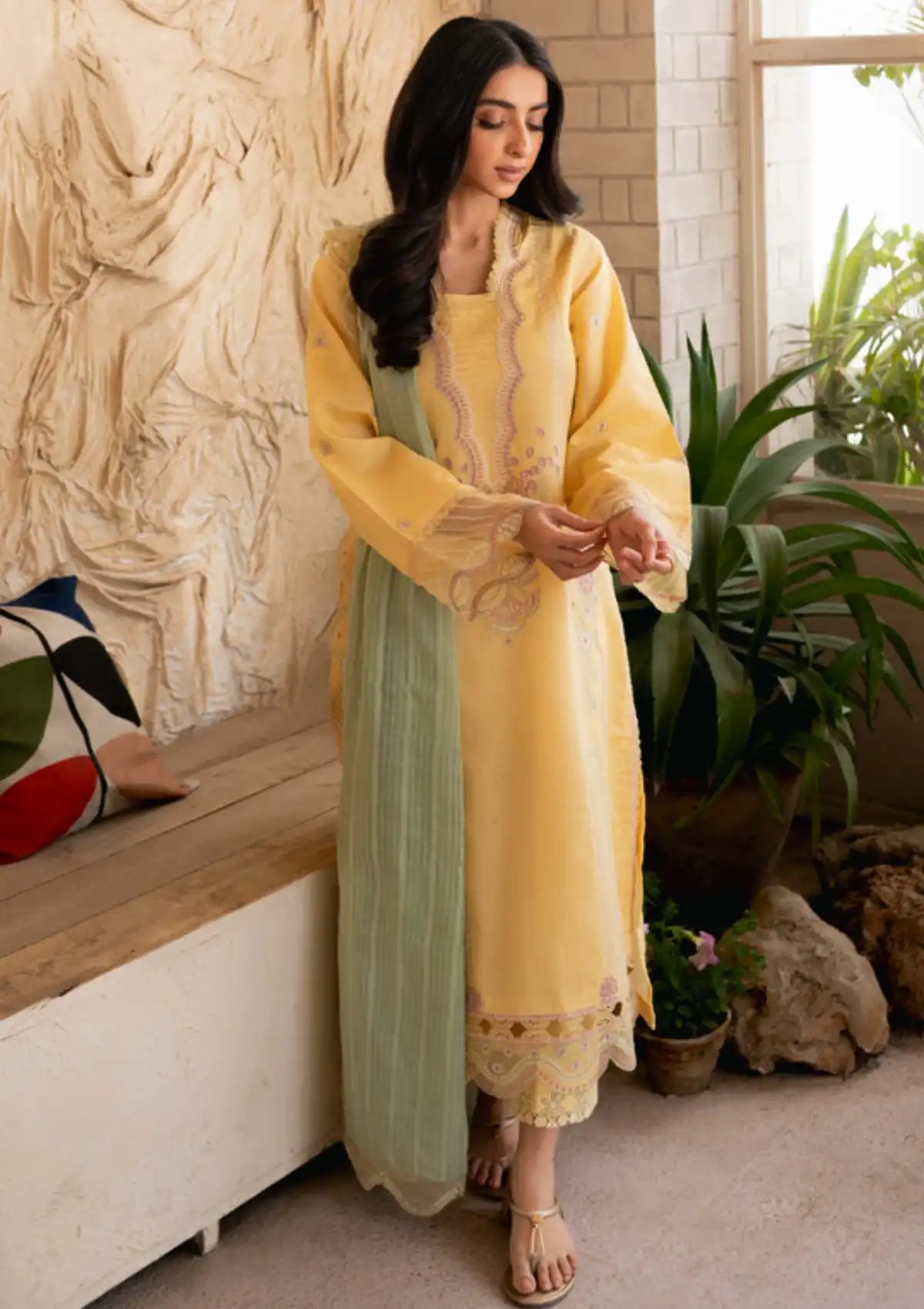 mohsin-saeed-fabrics-affordable-luxury-outfits-for-daily-formal-and-wedding-wear-This-product-is-from-mirha-by-humdum25-d-09-is-available-on-Mohsin-saeed-fabrics-website.