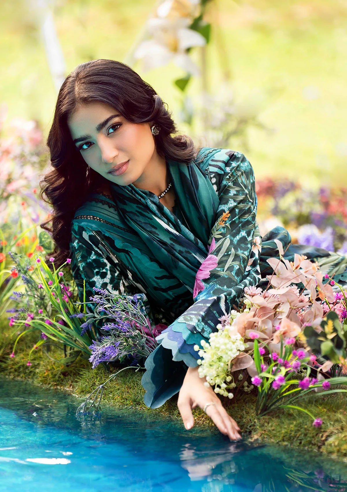 mohsin-saeed-fabrics-designer-daily-wear-formal-and-wedding-suits-within-budget-This-product-is-from-elaf-prints-lawn25-vol-2-eps-4a-sable-luxe-is-available-on-Mohsin-saeed-fabrics-website.