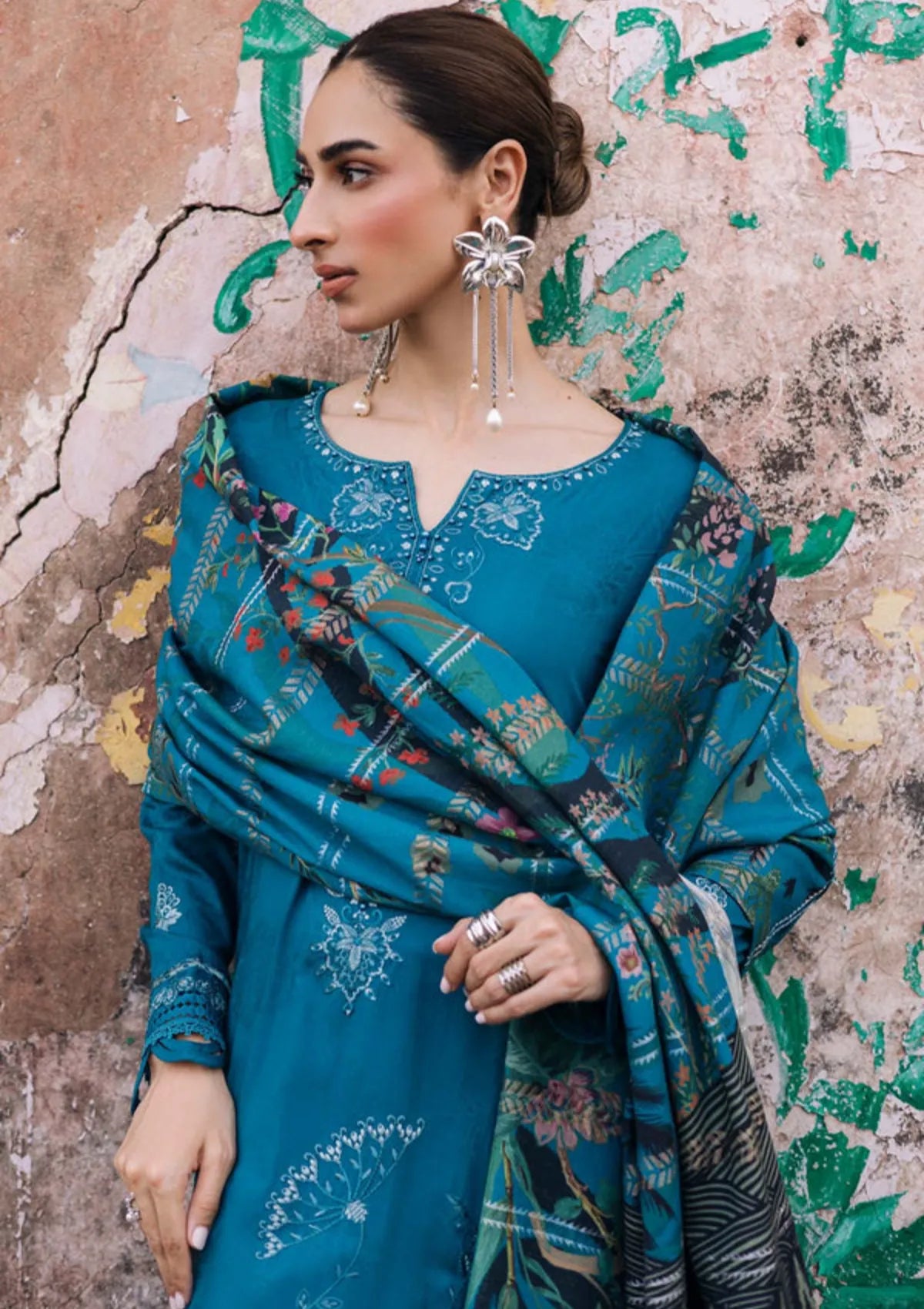 mohsin-saeed-fabrics-luxury-fashion-collection-daily-wear-wedding-and-formal-in-budget-This-product-is-from-nureh-maya-linen25-nw-106-is-available-on-Mohsin-saeed-fabrics-website.